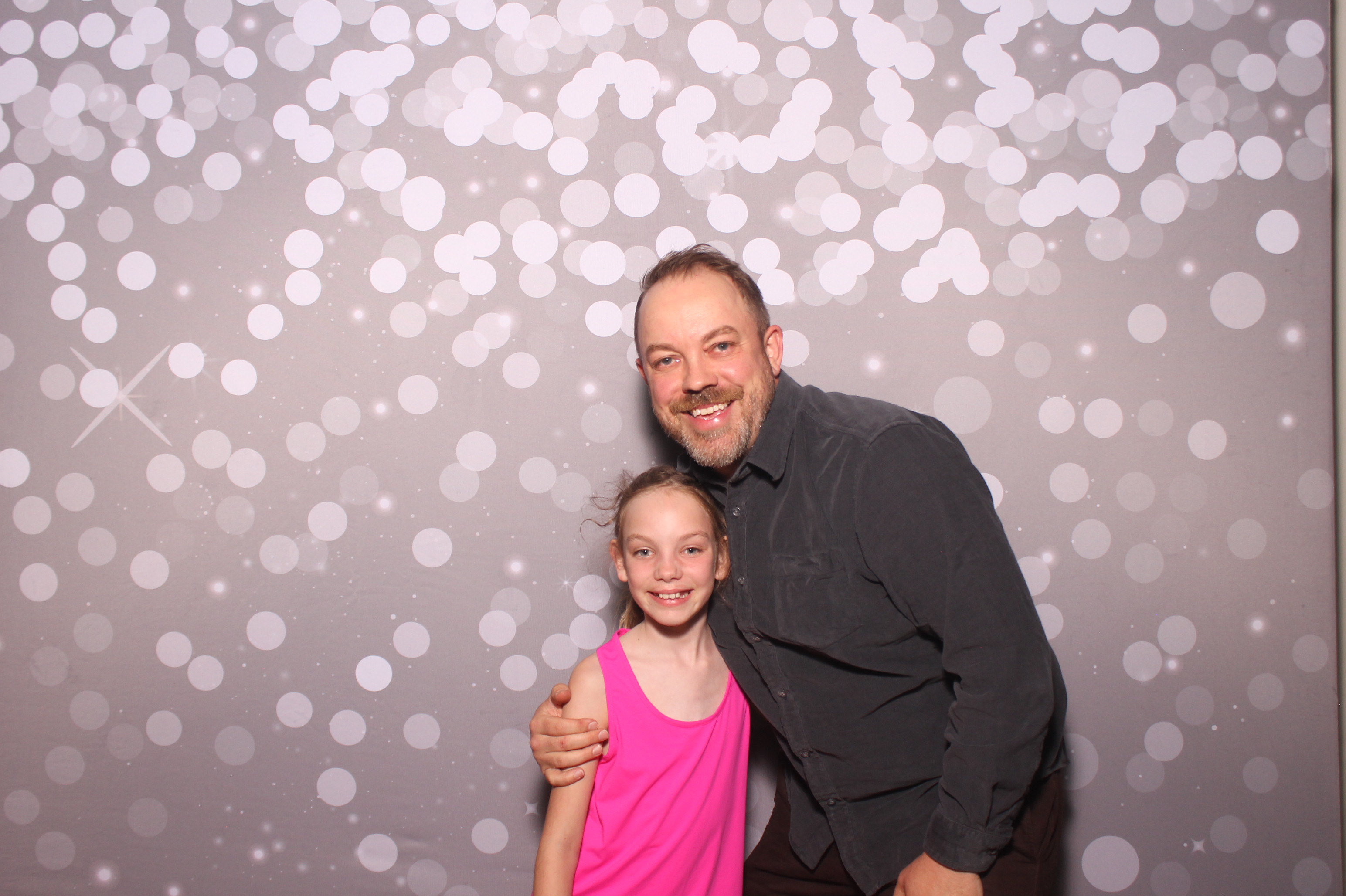 Mariemount Father Daughter Dance | View more photos from the event at gallery.photoboothcincy.com/u/PhotoBoothCincy/Mariemount-Father-Daughter-Dance-1