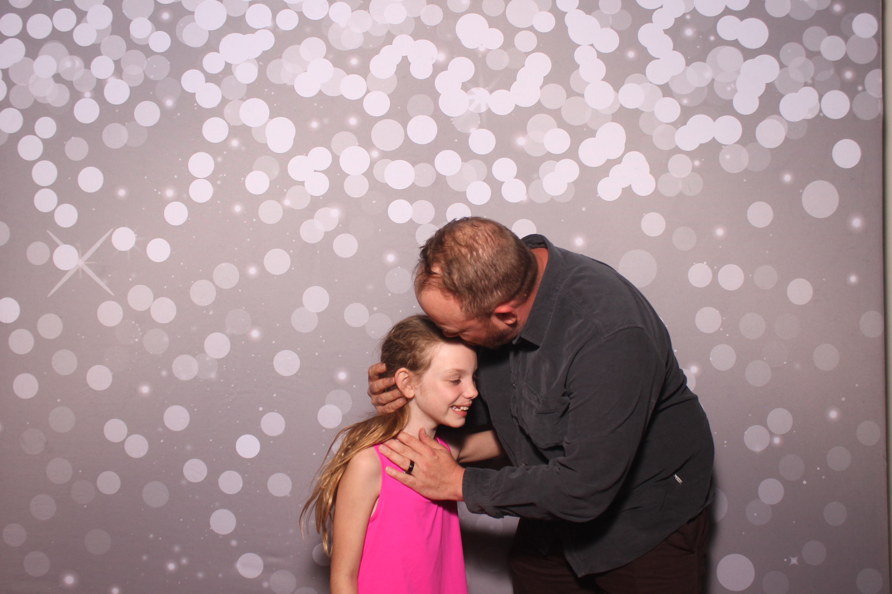 Mariemount Father Daughter Dance | View more photos from the event at gallery.photoboothcincy.com/u/PhotoBoothCincy/Mariemount-Father-Daughter-Dance-1