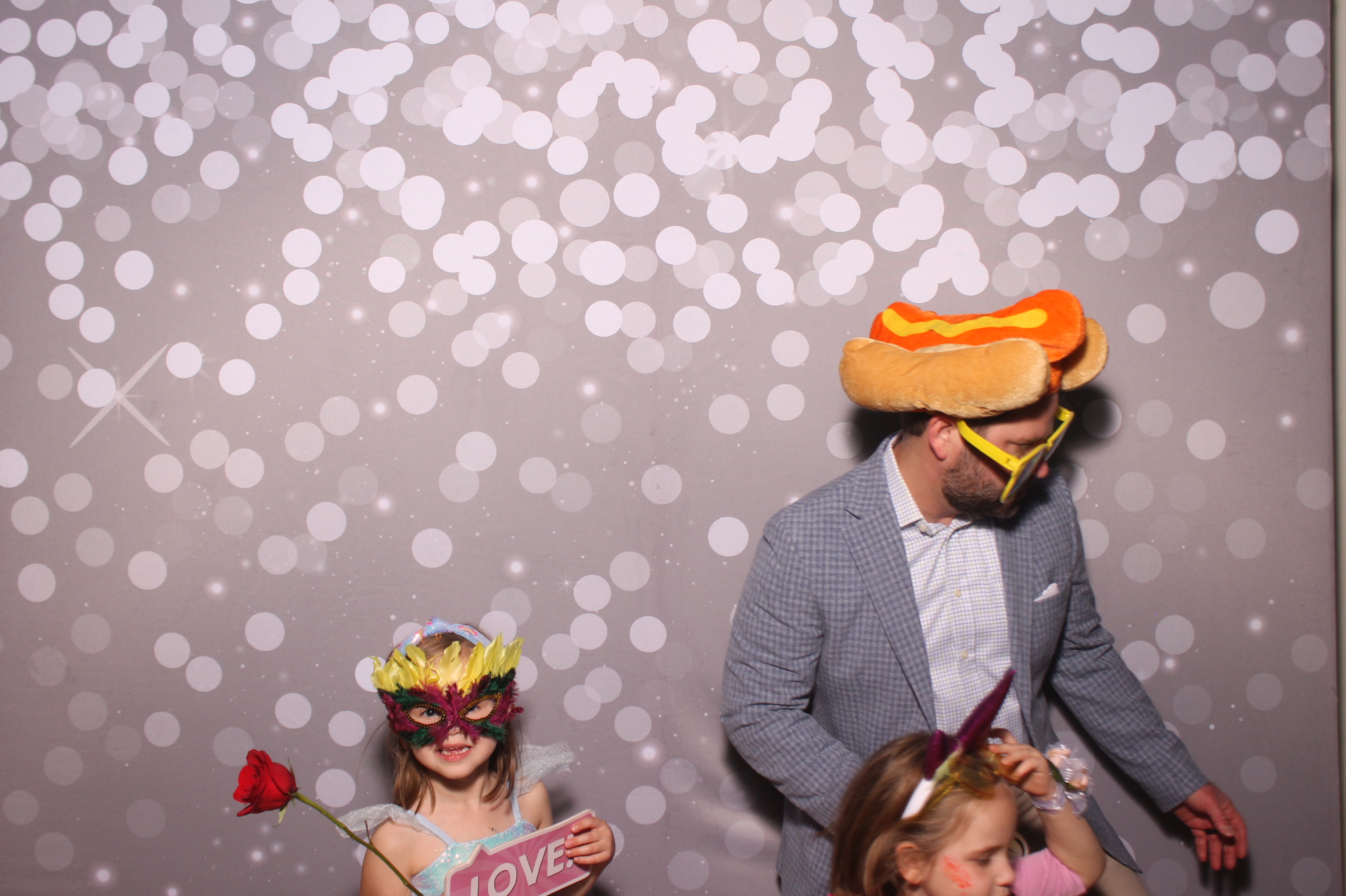Mariemount Father Daughter Dance | View more photos from the event at gallery.photoboothcincy.com/u/PhotoBoothCincy/Mariemount-Father-Daughter-Dance-1