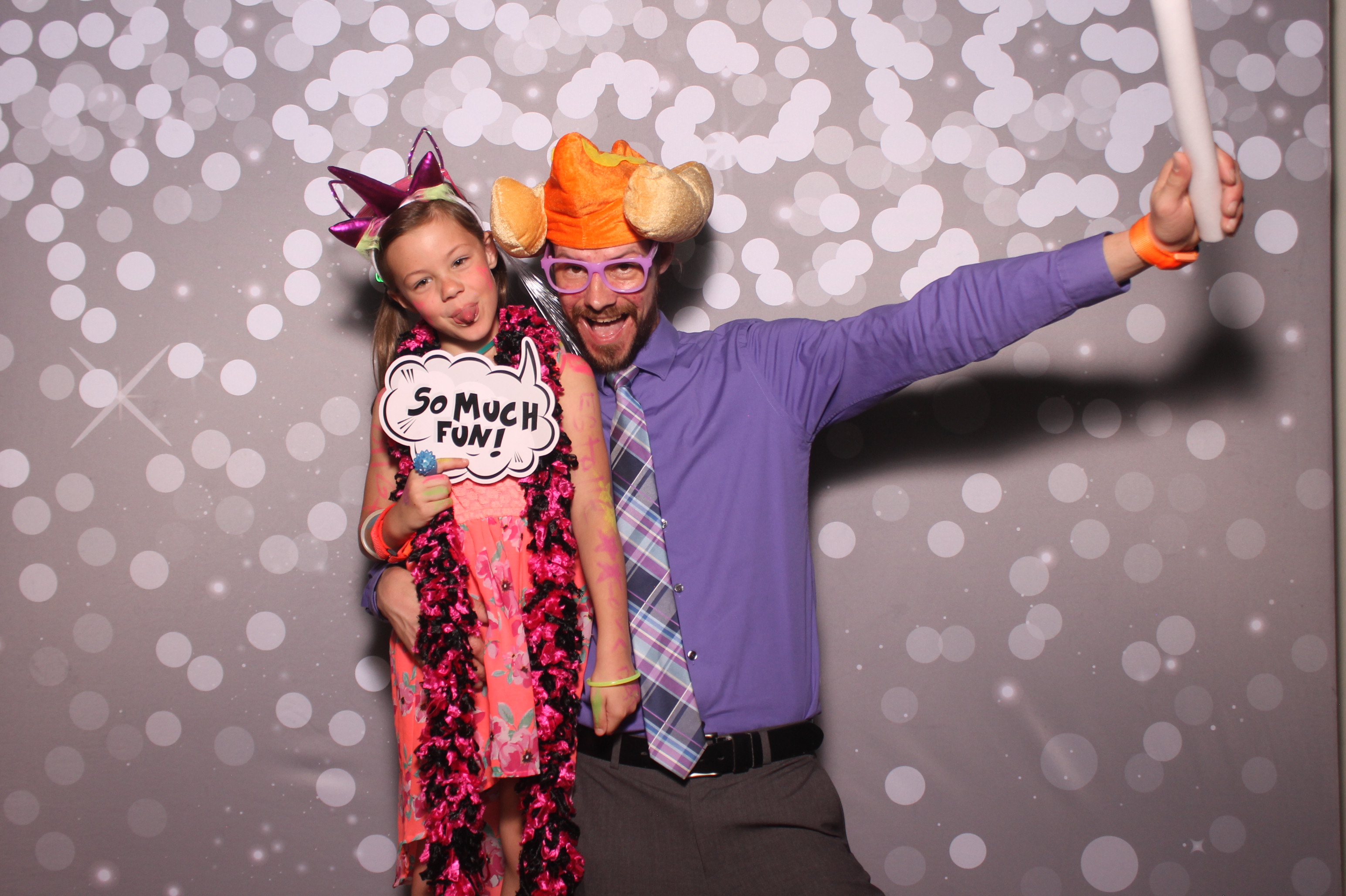 Mariemount Father Daughter Dance | View more photos from the event at gallery.photoboothcincy.com/u/PhotoBoothCincy/Mariemount-Father-Daughter-Dance-1