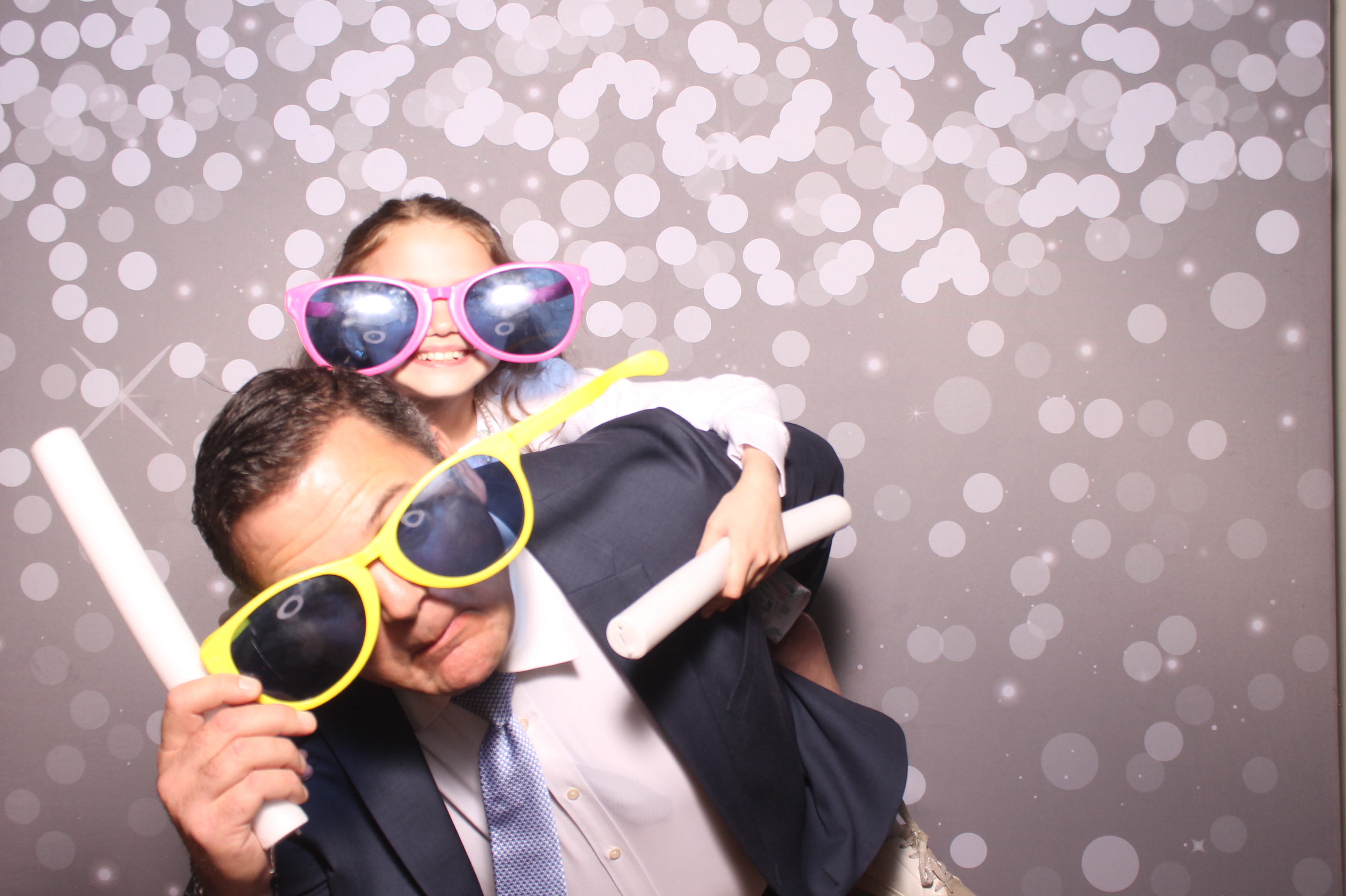 Mariemount Father Daughter Dance | View more photos from the event at gallery.photoboothcincy.com/u/PhotoBoothCincy/Mariemount-Father-Daughter-Dance-1