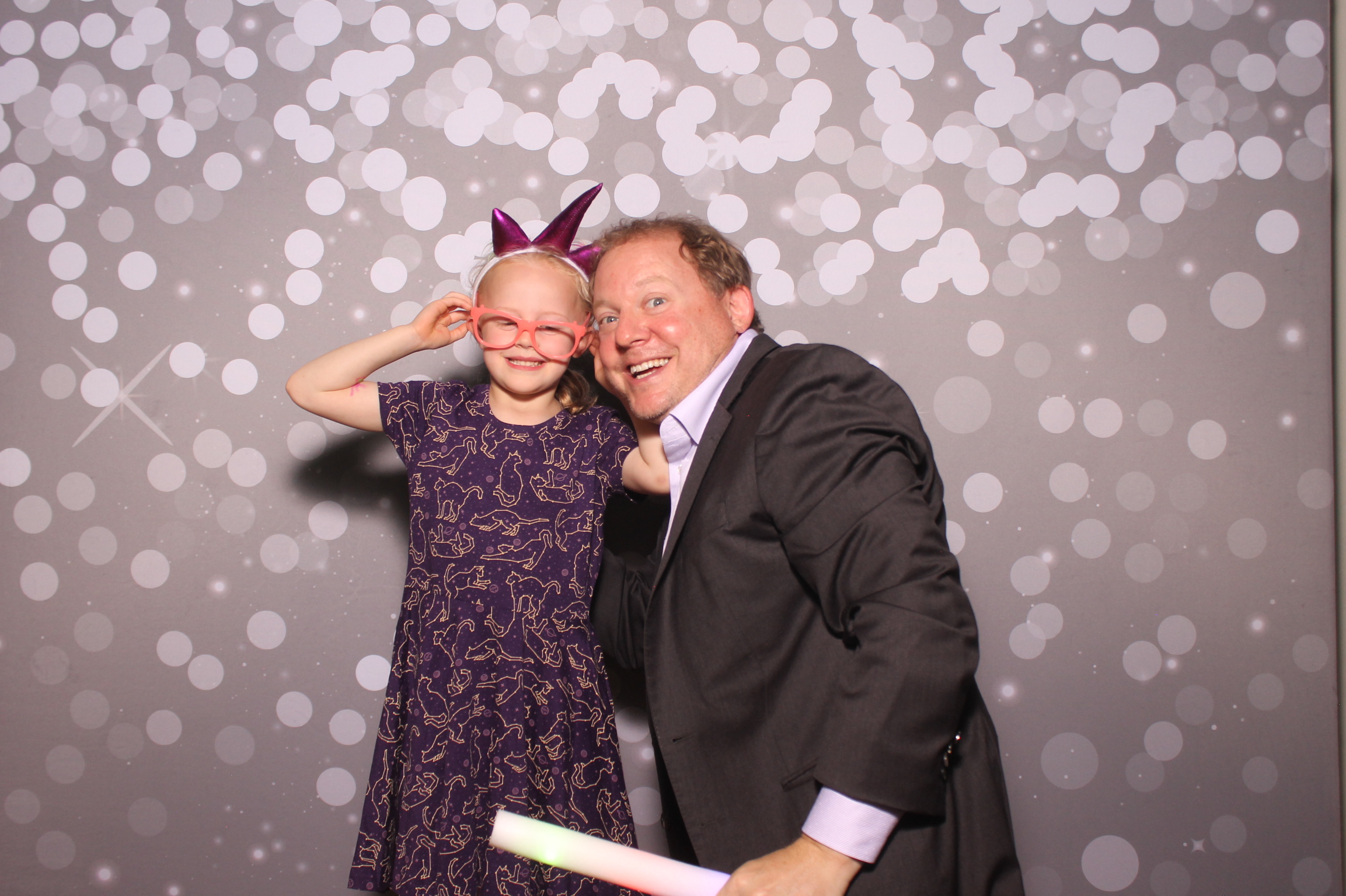 Mariemount Father Daughter Dance | View more photos from the event at gallery.photoboothcincy.com/u/PhotoBoothCincy/Mariemount-Father-Daughter-Dance-1