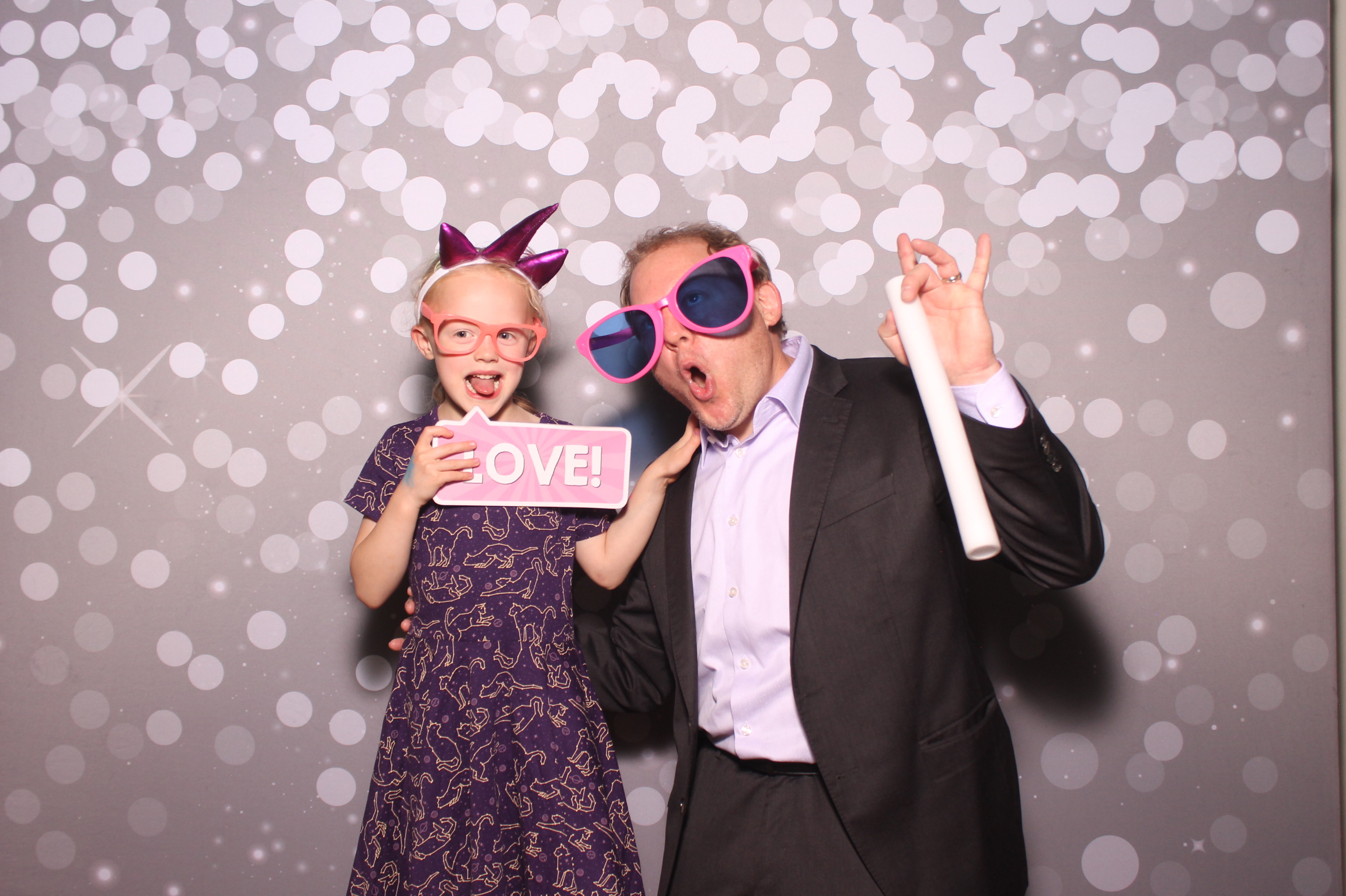 Mariemount Father Daughter Dance | View more photos from the event at gallery.photoboothcincy.com/u/PhotoBoothCincy/Mariemount-Father-Daughter-Dance-1