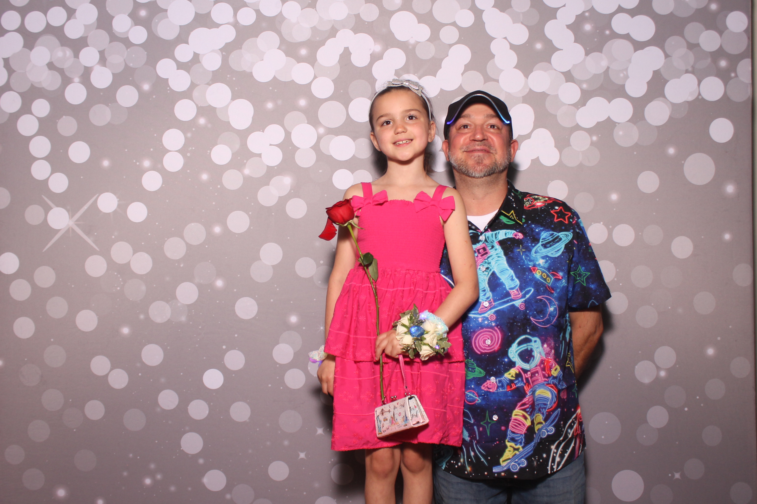 Mariemount Father Daughter Dance | View more photos from the event at gallery.photoboothcincy.com/u/PhotoBoothCincy/Mariemount-Father-Daughter-Dance-1