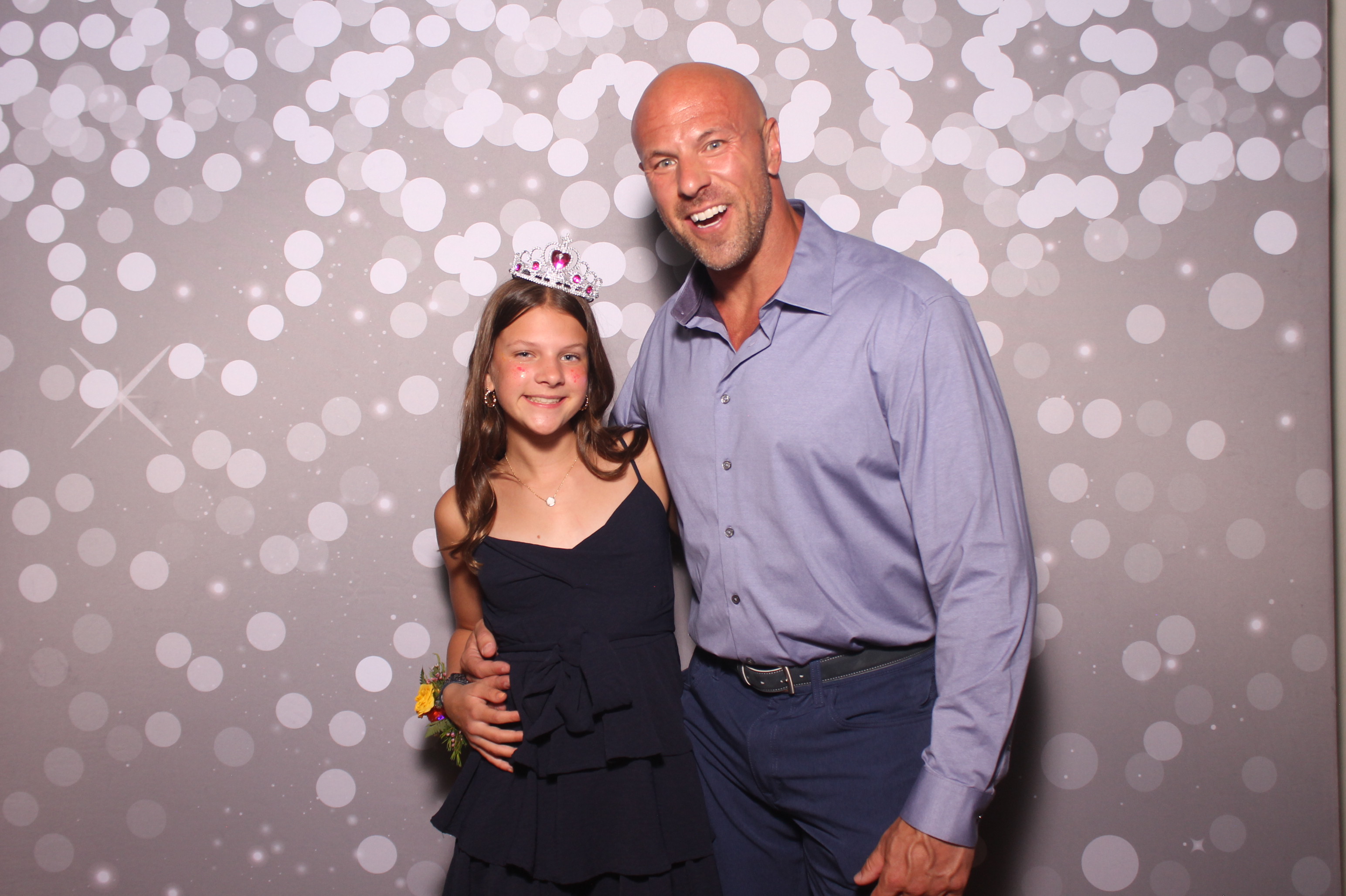 Mariemount Father Daughter Dance | View more photos from the event at gallery.photoboothcincy.com/u/PhotoBoothCincy/Mariemount-Father-Daughter-Dance-1