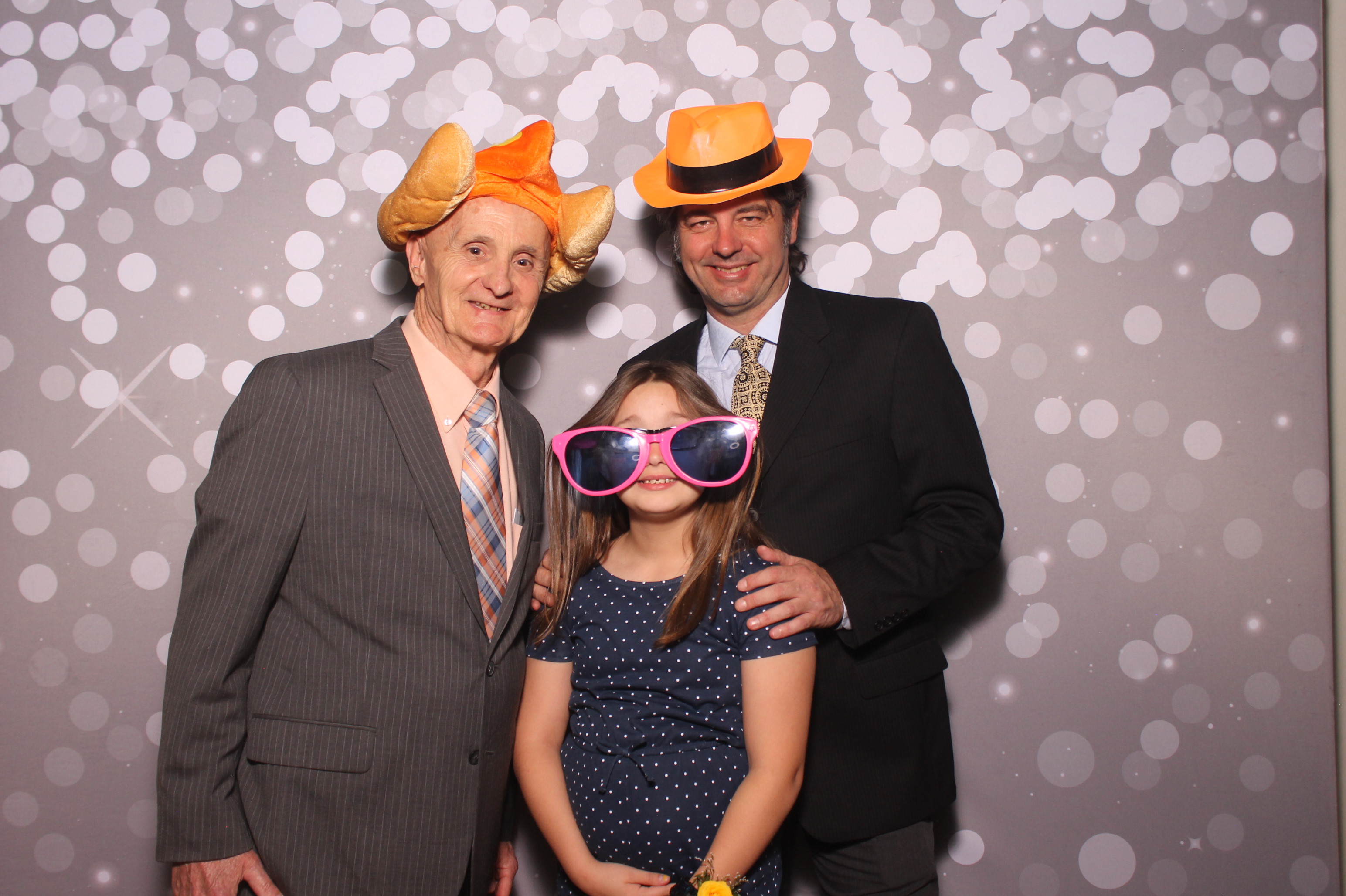 Mariemount Father Daughter Dance | View more photos from the event at gallery.photoboothcincy.com/u/PhotoBoothCincy/Mariemount-Father-Daughter-Dance-1