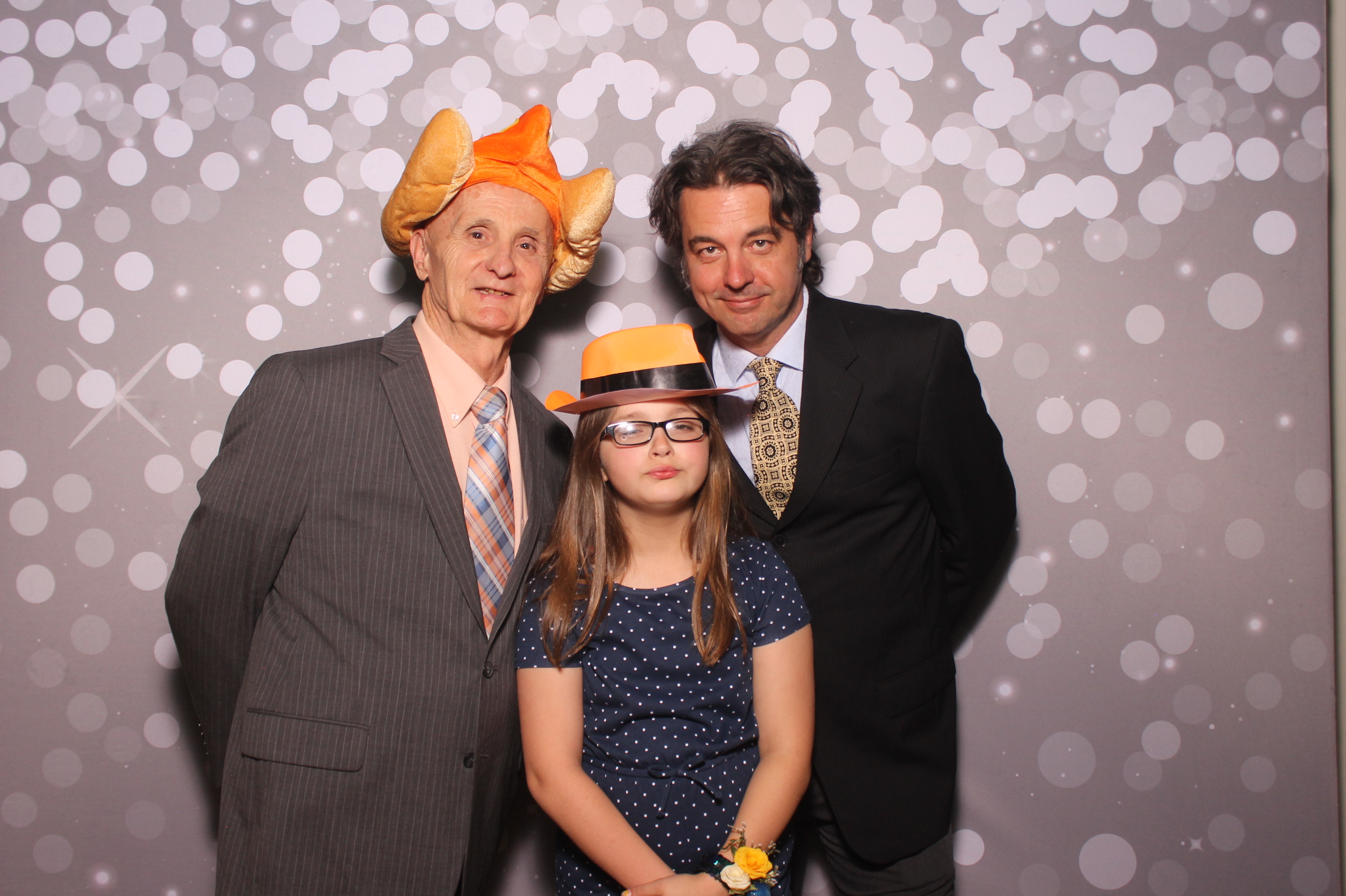 Mariemount Father Daughter Dance | View more photos from the event at gallery.photoboothcincy.com/u/PhotoBoothCincy/Mariemount-Father-Daughter-Dance-1