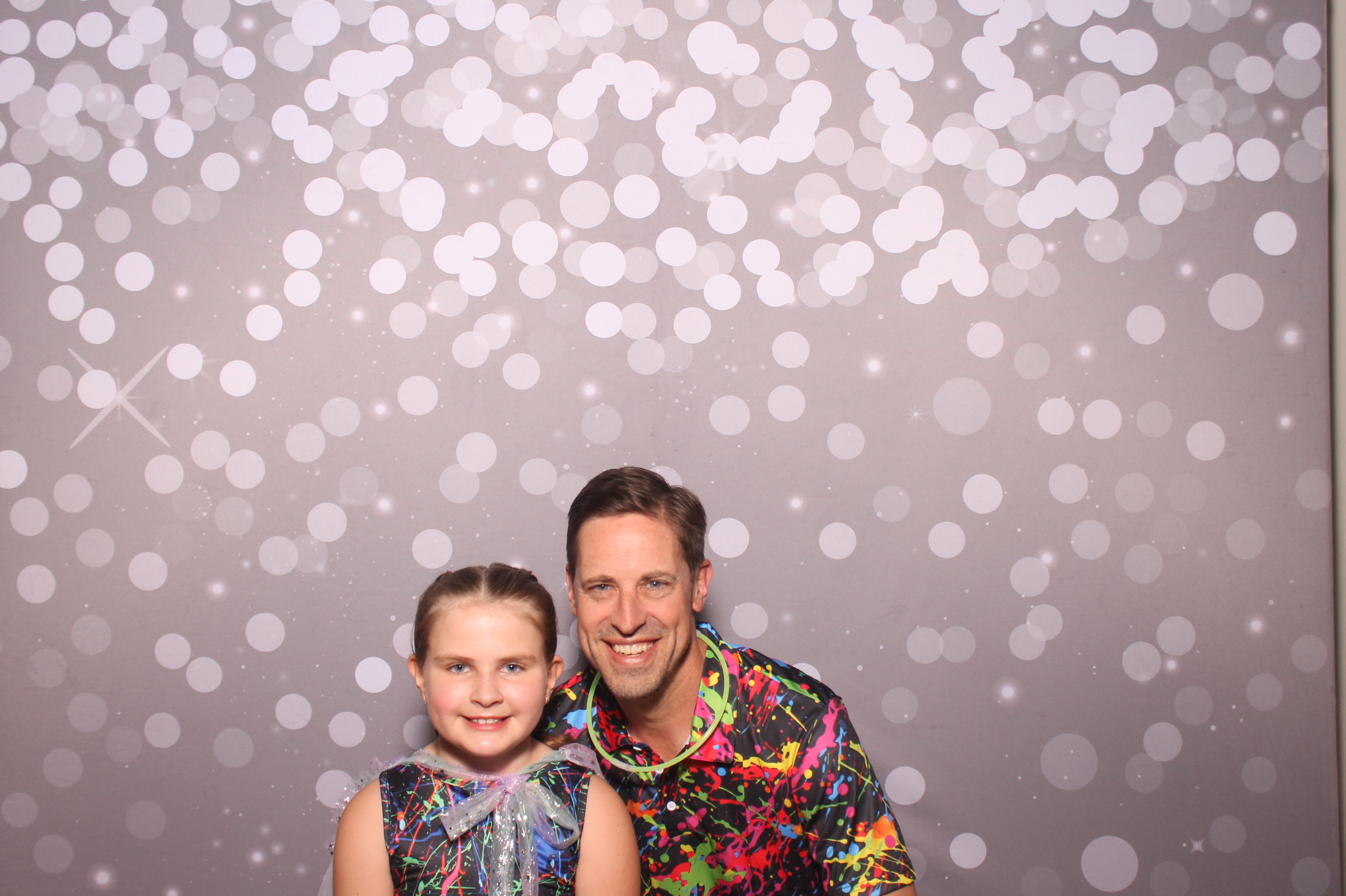 Mariemount Father Daughter Dance | View more photos from the event at gallery.photoboothcincy.com/u/PhotoBoothCincy/Mariemount-Father-Daughter-Dance-1