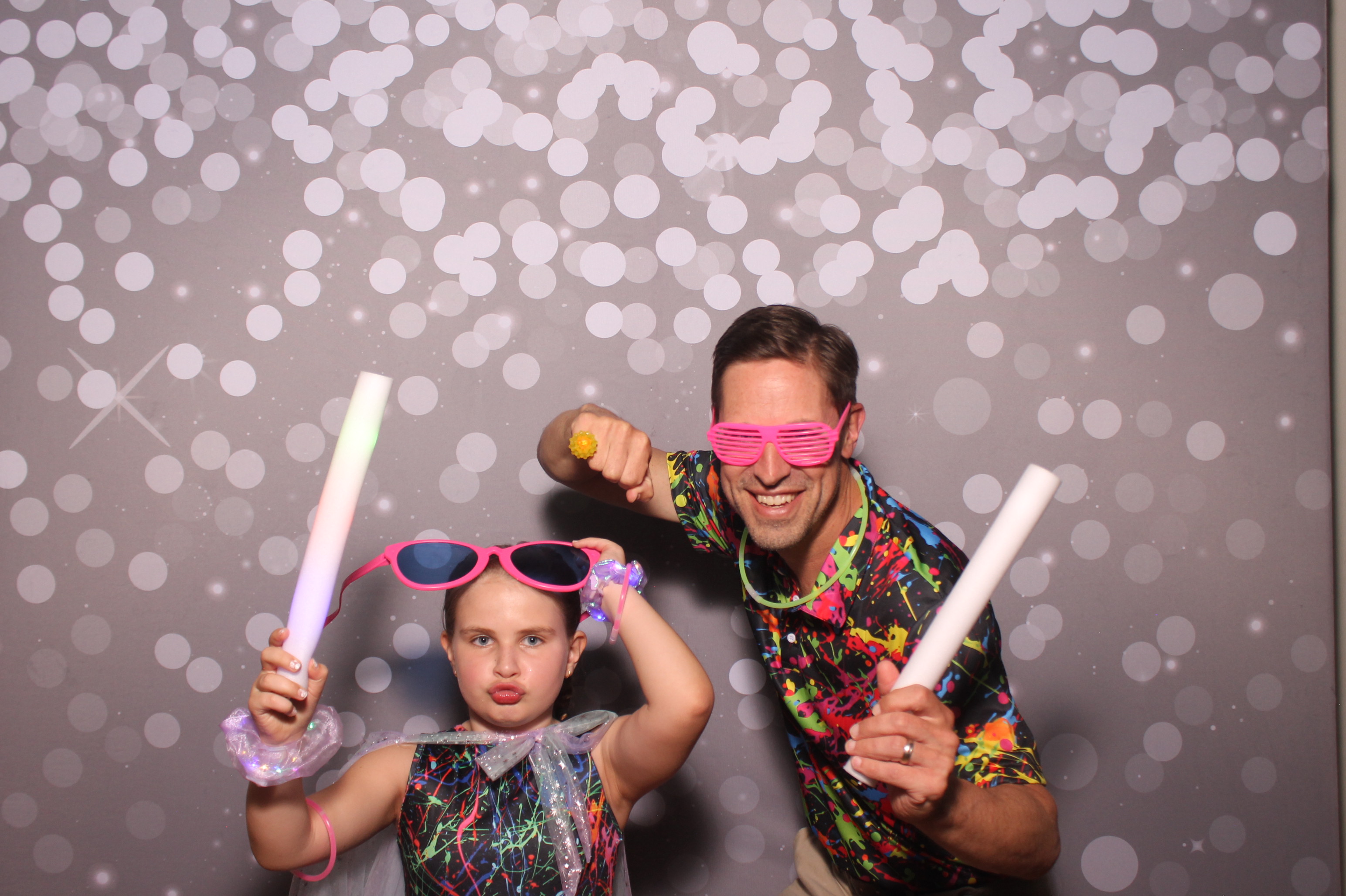 Mariemount Father Daughter Dance | View more photos from the event at gallery.photoboothcincy.com/u/PhotoBoothCincy/Mariemount-Father-Daughter-Dance-1