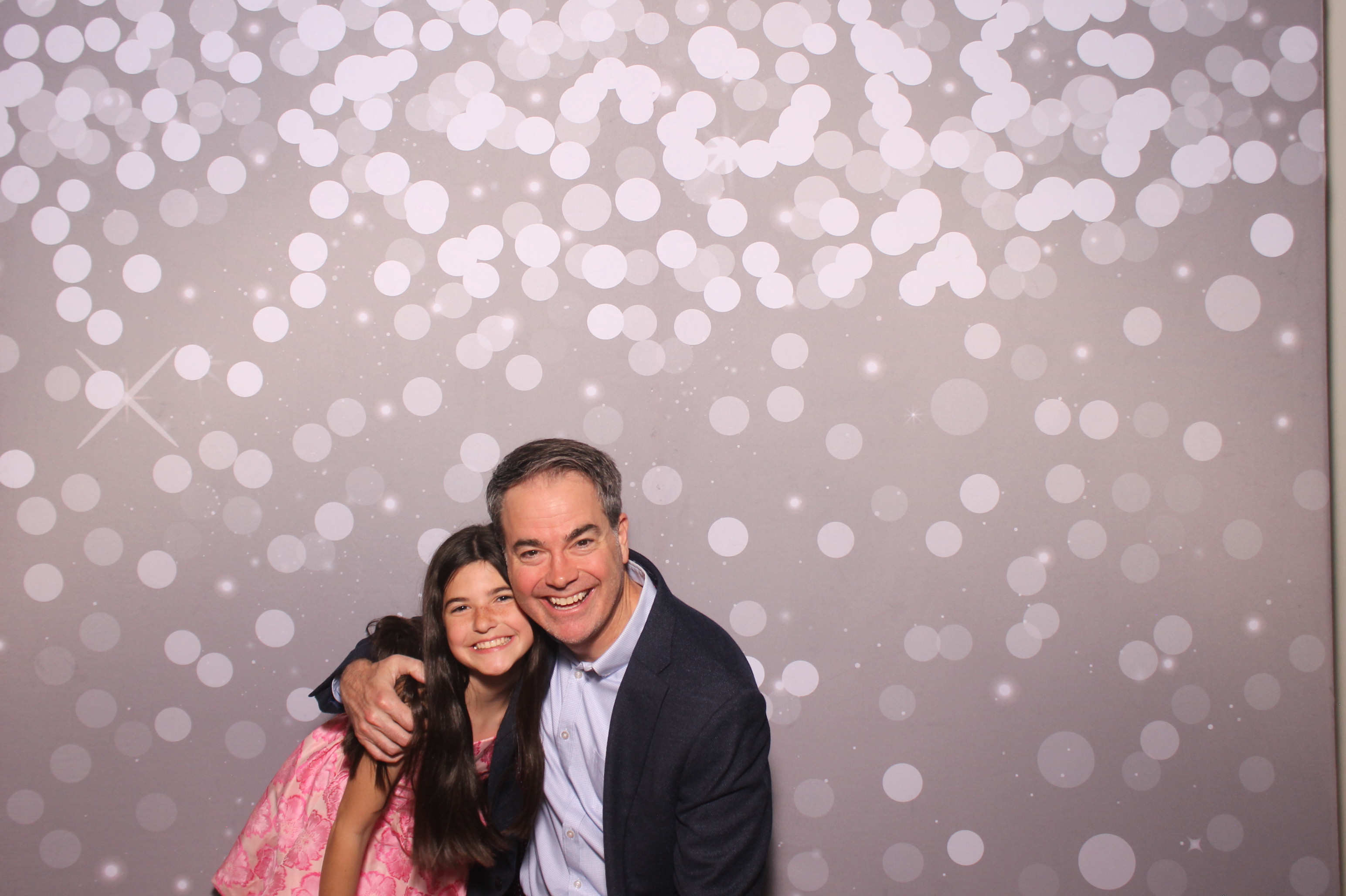 Mariemount Father Daughter Dance | View more photos from the event at gallery.photoboothcincy.com/u/PhotoBoothCincy/Mariemount-Father-Daughter-Dance-1