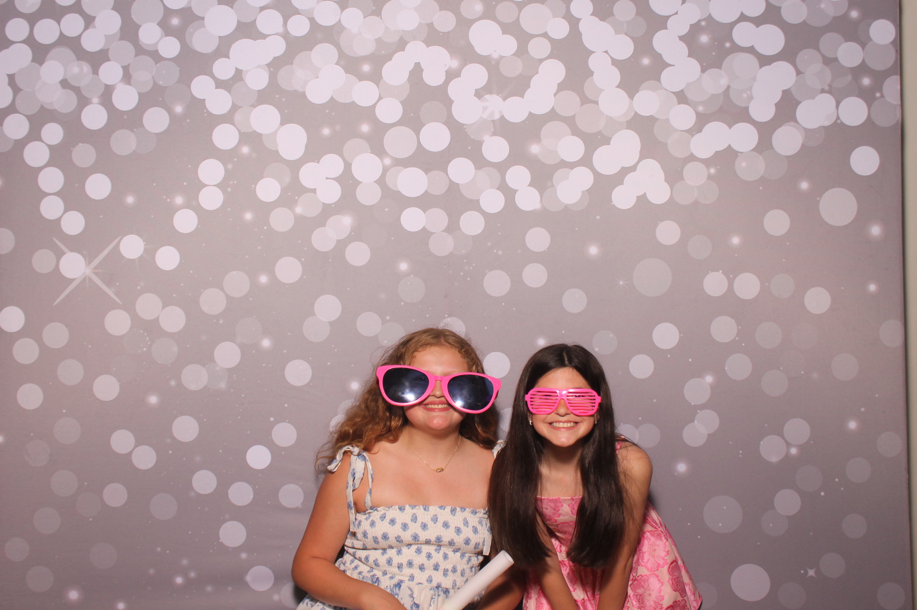 Mariemount Father Daughter Dance | View more photos from the event at gallery.photoboothcincy.com/u/PhotoBoothCincy/Mariemount-Father-Daughter-Dance-1