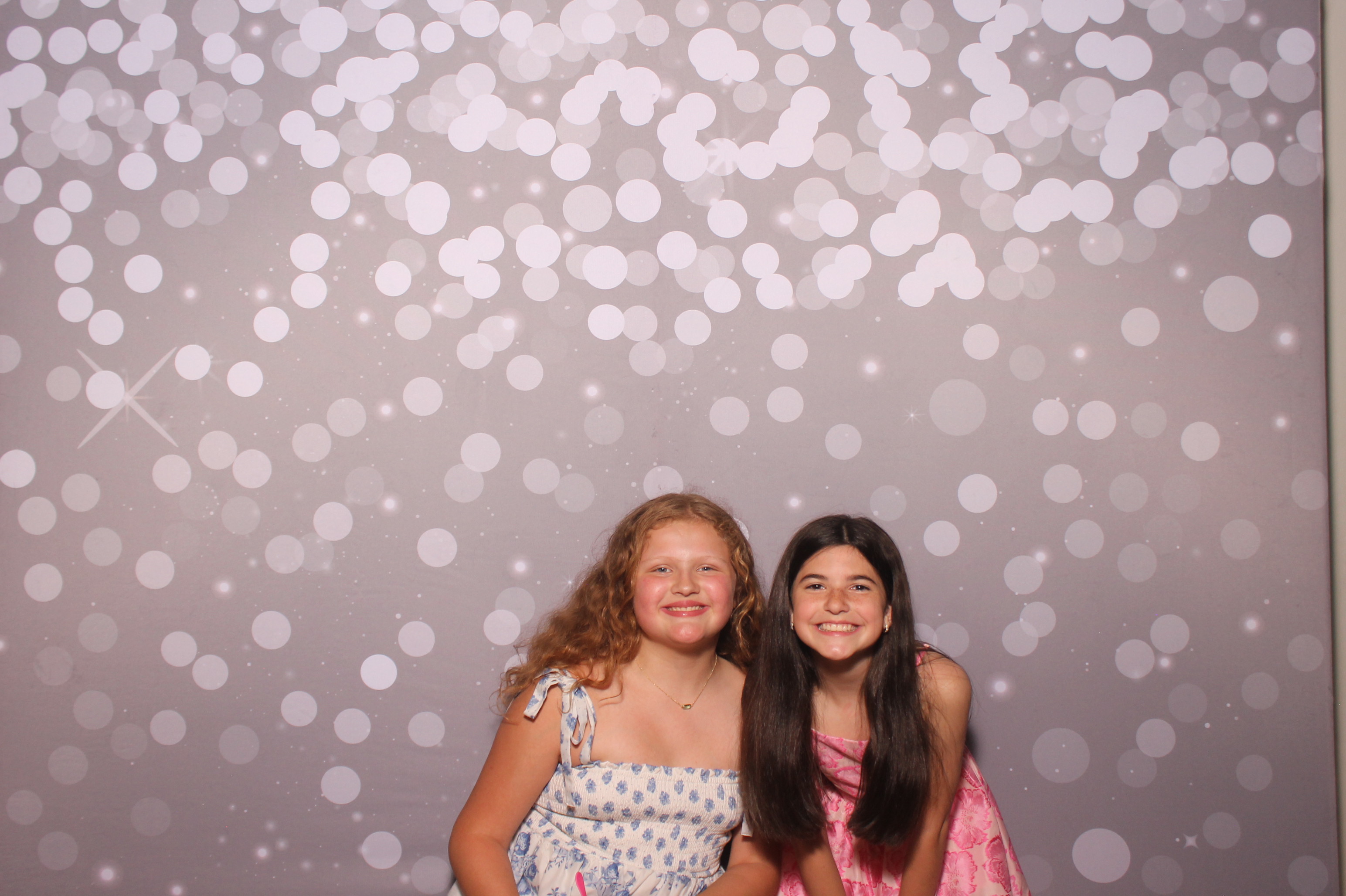 Mariemount Father Daughter Dance | View more photos from the event at gallery.photoboothcincy.com/u/PhotoBoothCincy/Mariemount-Father-Daughter-Dance-1