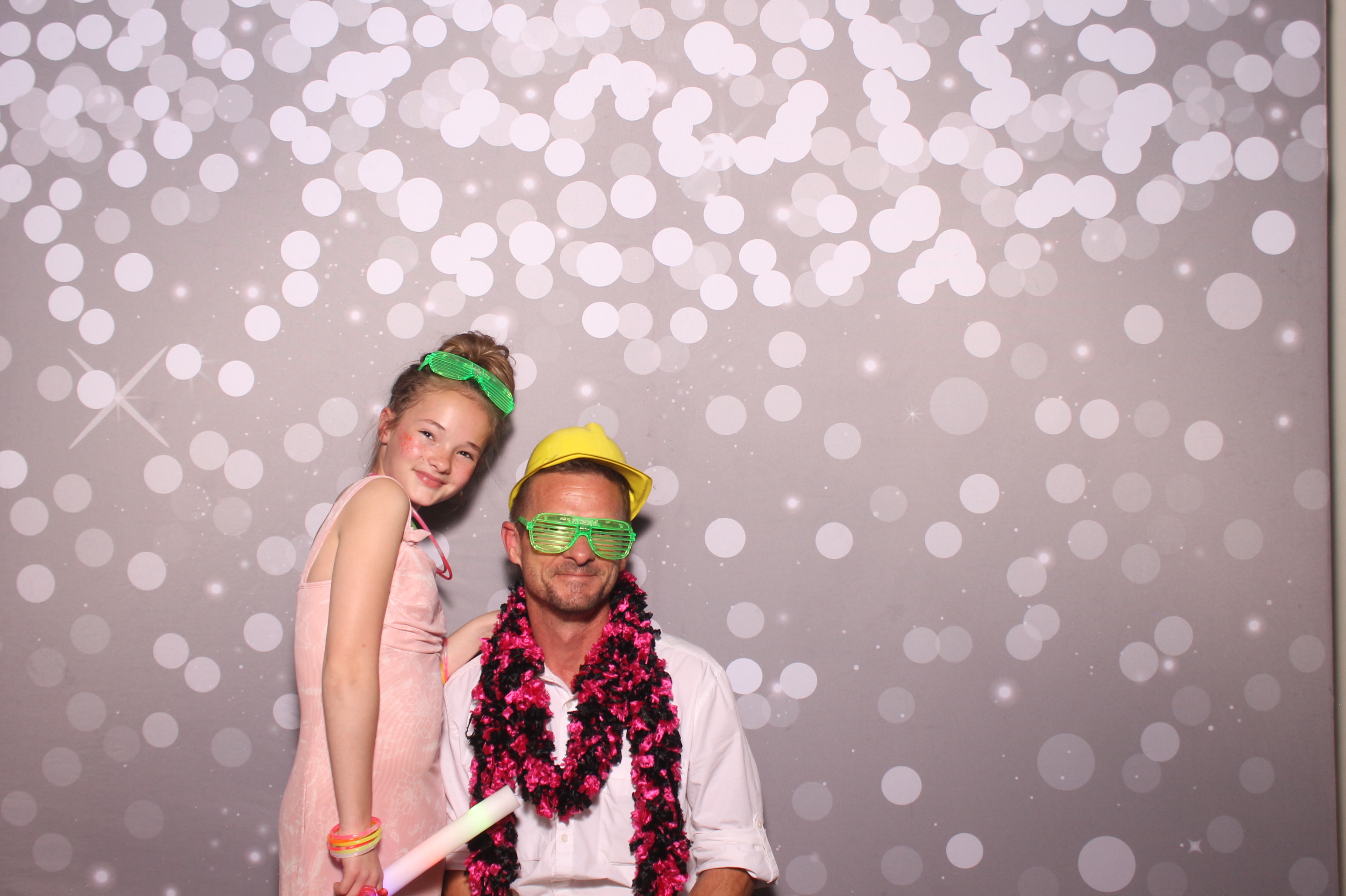 Mariemount Father Daughter Dance | View more photos from the event at gallery.photoboothcincy.com/u/PhotoBoothCincy/Mariemount-Father-Daughter-Dance-1