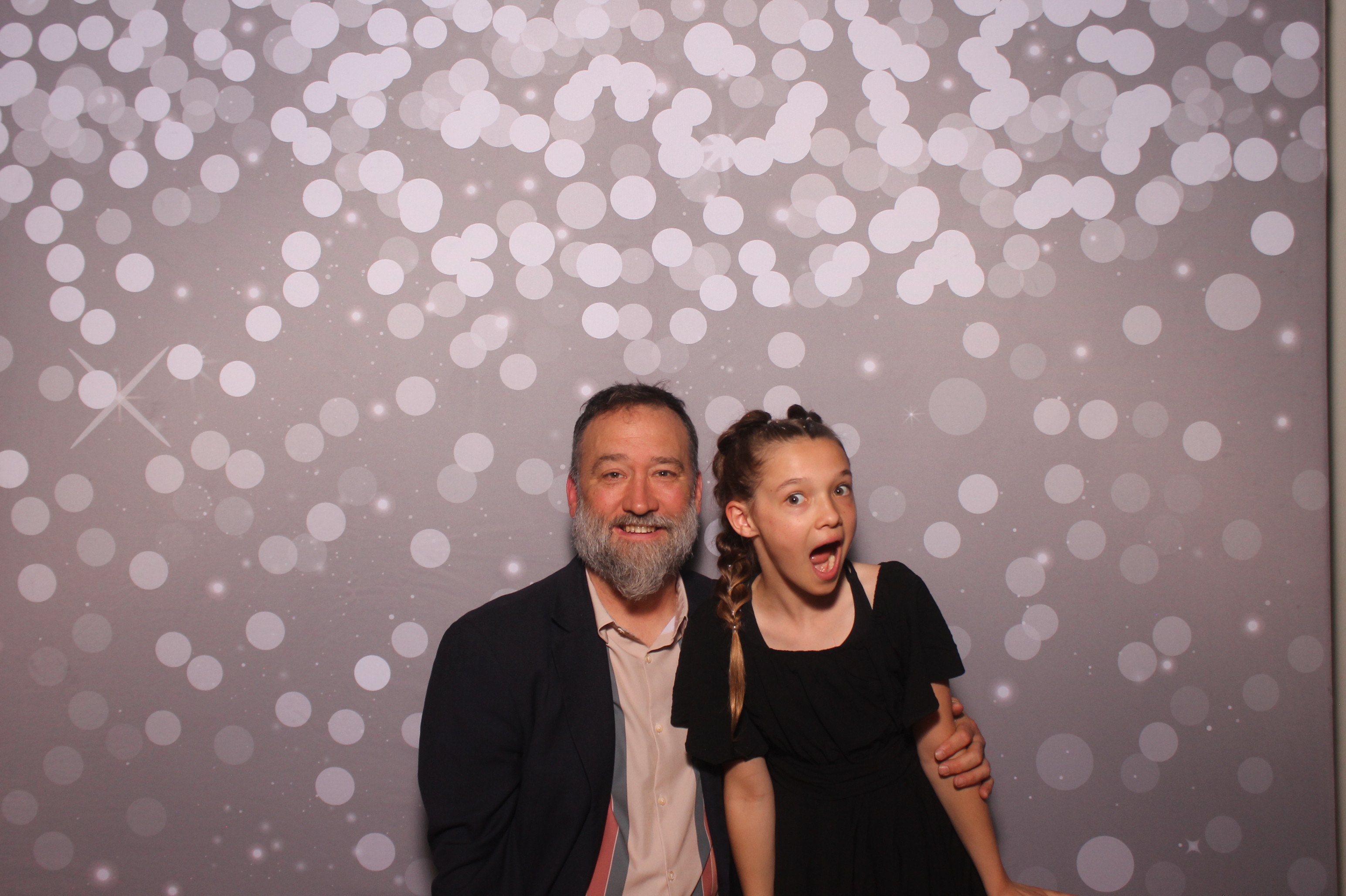 Mariemount Father Daughter Dance | View more photos from the event at gallery.photoboothcincy.com/u/PhotoBoothCincy/Mariemount-Father-Daughter-Dance-1