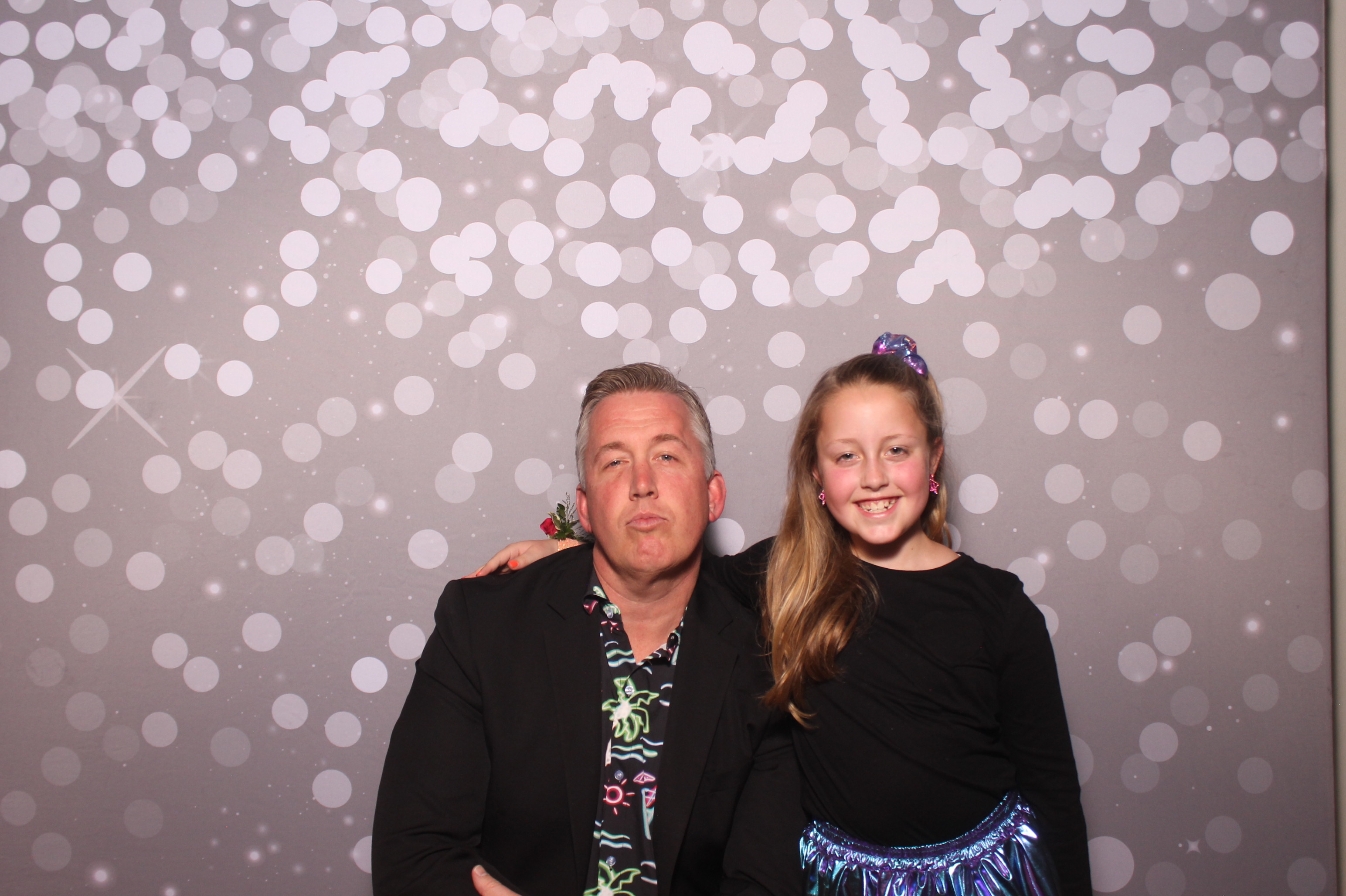 Mariemount Father Daughter Dance | View more photos from the event at gallery.photoboothcincy.com/u/PhotoBoothCincy/Mariemount-Father-Daughter-Dance-1