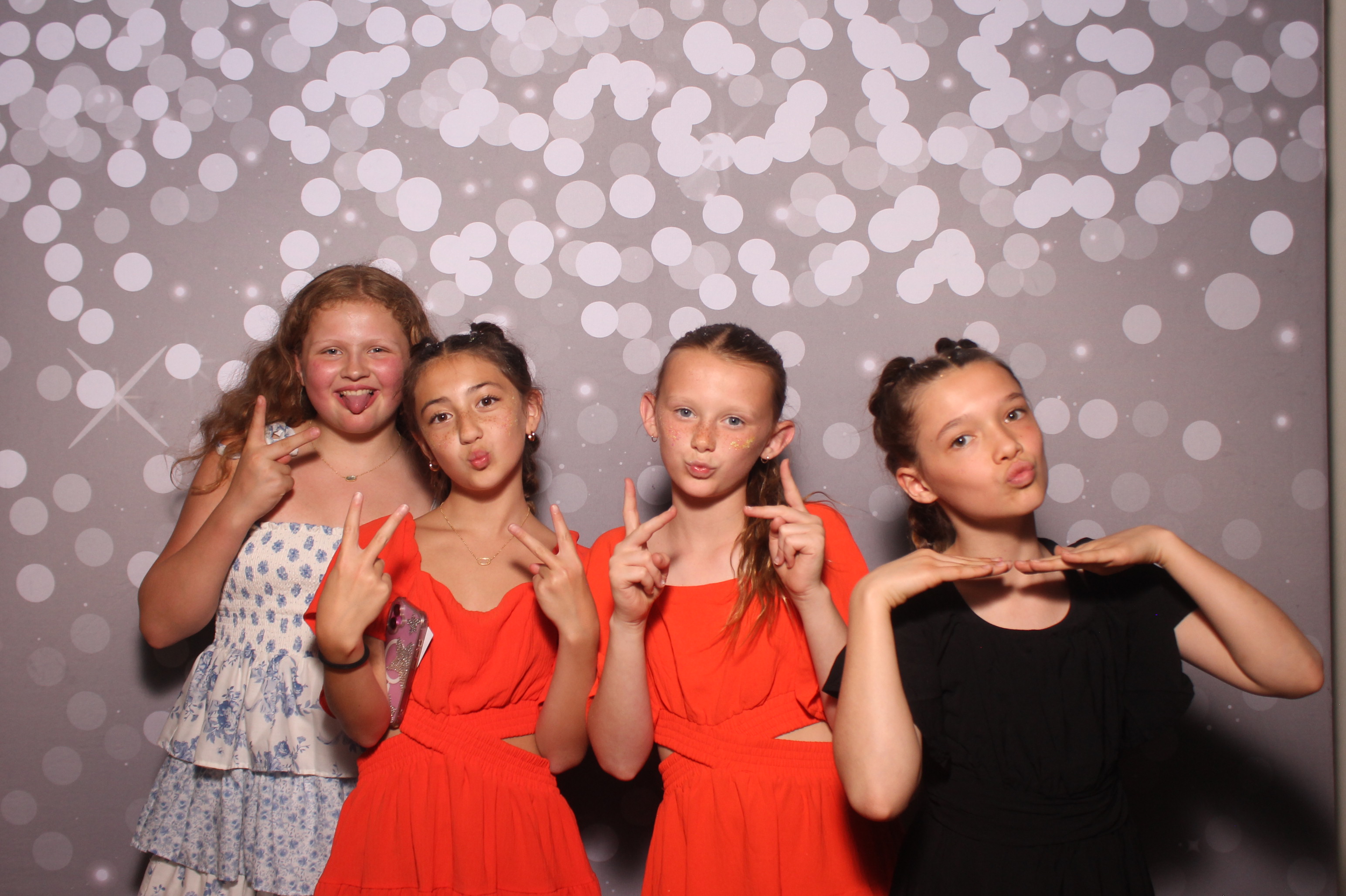 Mariemount Father Daughter Dance | View more photos from the event at gallery.photoboothcincy.com/u/PhotoBoothCincy/Mariemount-Father-Daughter-Dance-1