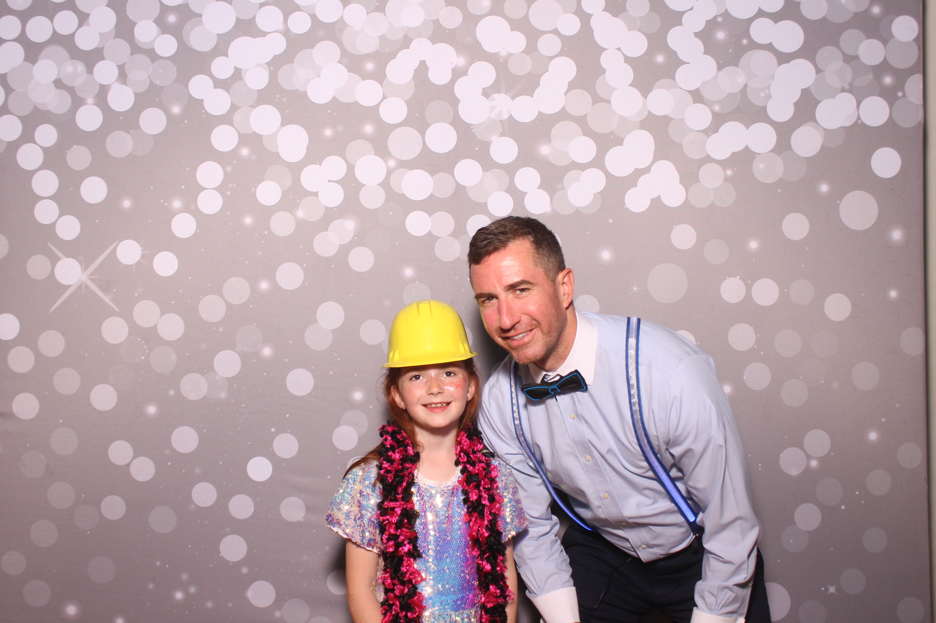 Mariemount Father Daughter Dance | View more photos from the event at gallery.photoboothcincy.com/u/PhotoBoothCincy/Mariemount-Father-Daughter-Dance-1