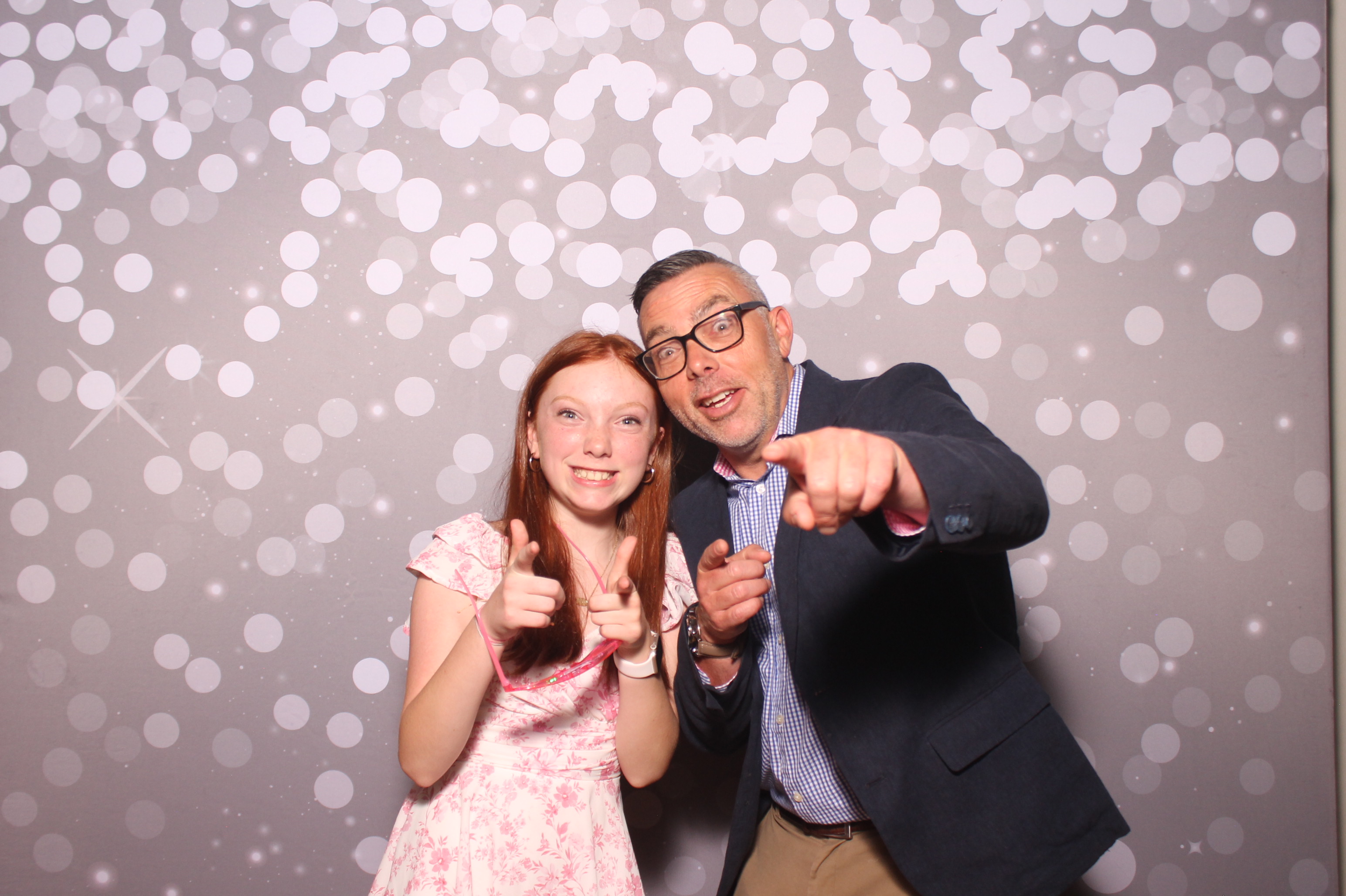 Mariemount Father Daughter Dance | View more photos from the event at gallery.photoboothcincy.com/u/PhotoBoothCincy/Mariemount-Father-Daughter-Dance-1