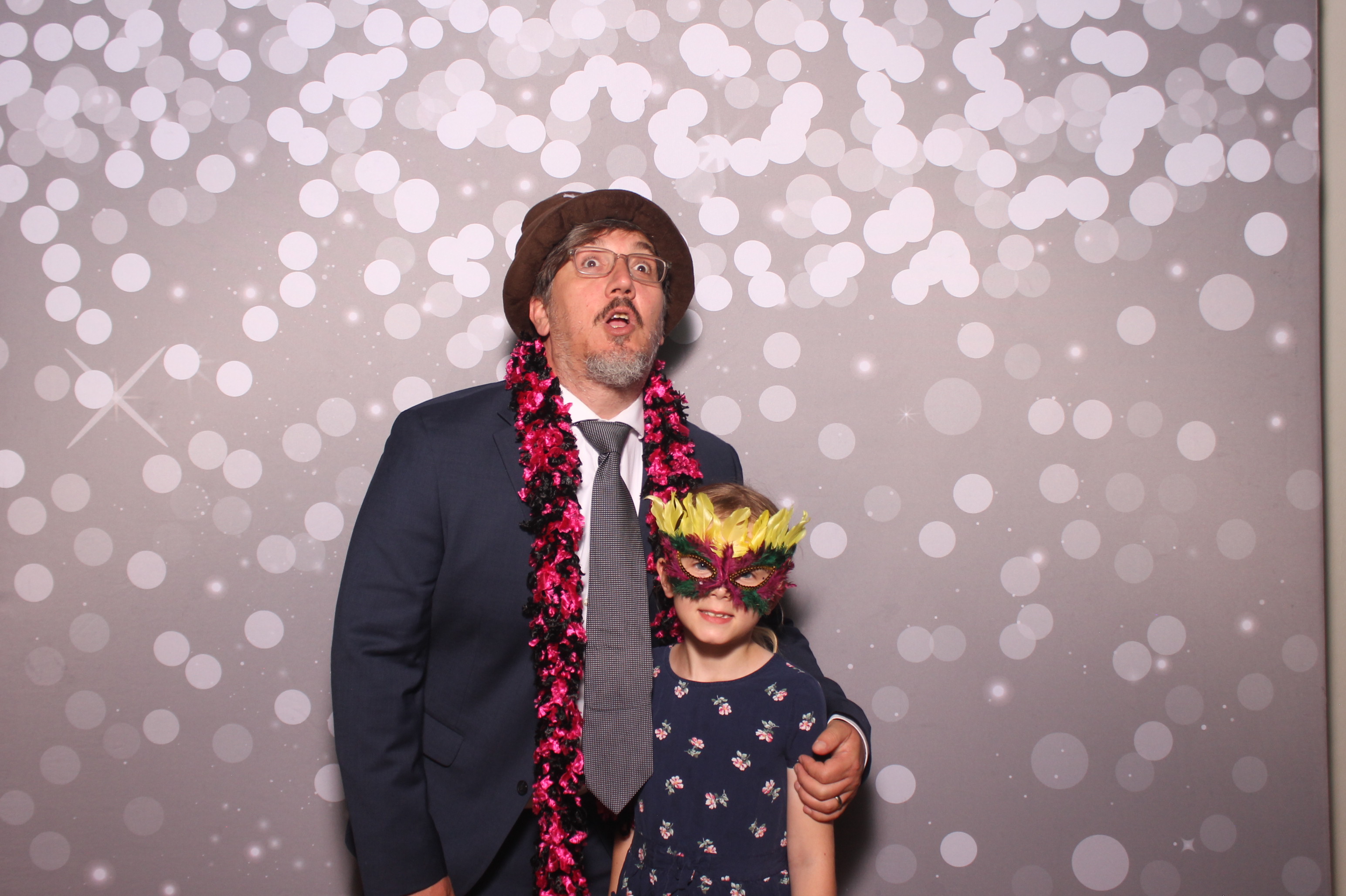 Mariemount Father Daughter Dance | View more photos from the event at gallery.photoboothcincy.com/u/PhotoBoothCincy/Mariemount-Father-Daughter-Dance-1
