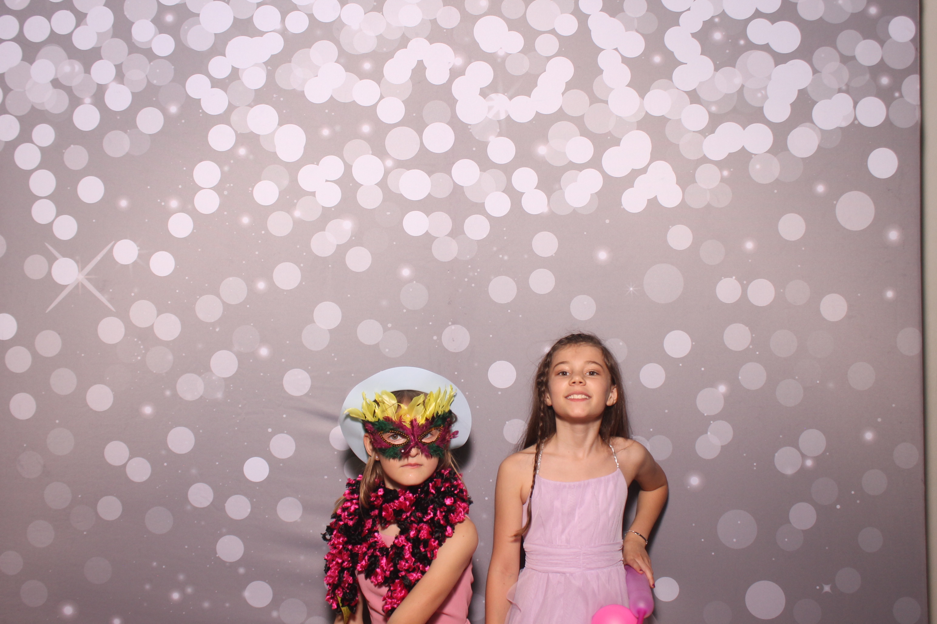 Mariemount Father Daughter Dance | View more photos from the event at gallery.photoboothcincy.com/u/PhotoBoothCincy/Mariemount-Father-Daughter-Dance-1