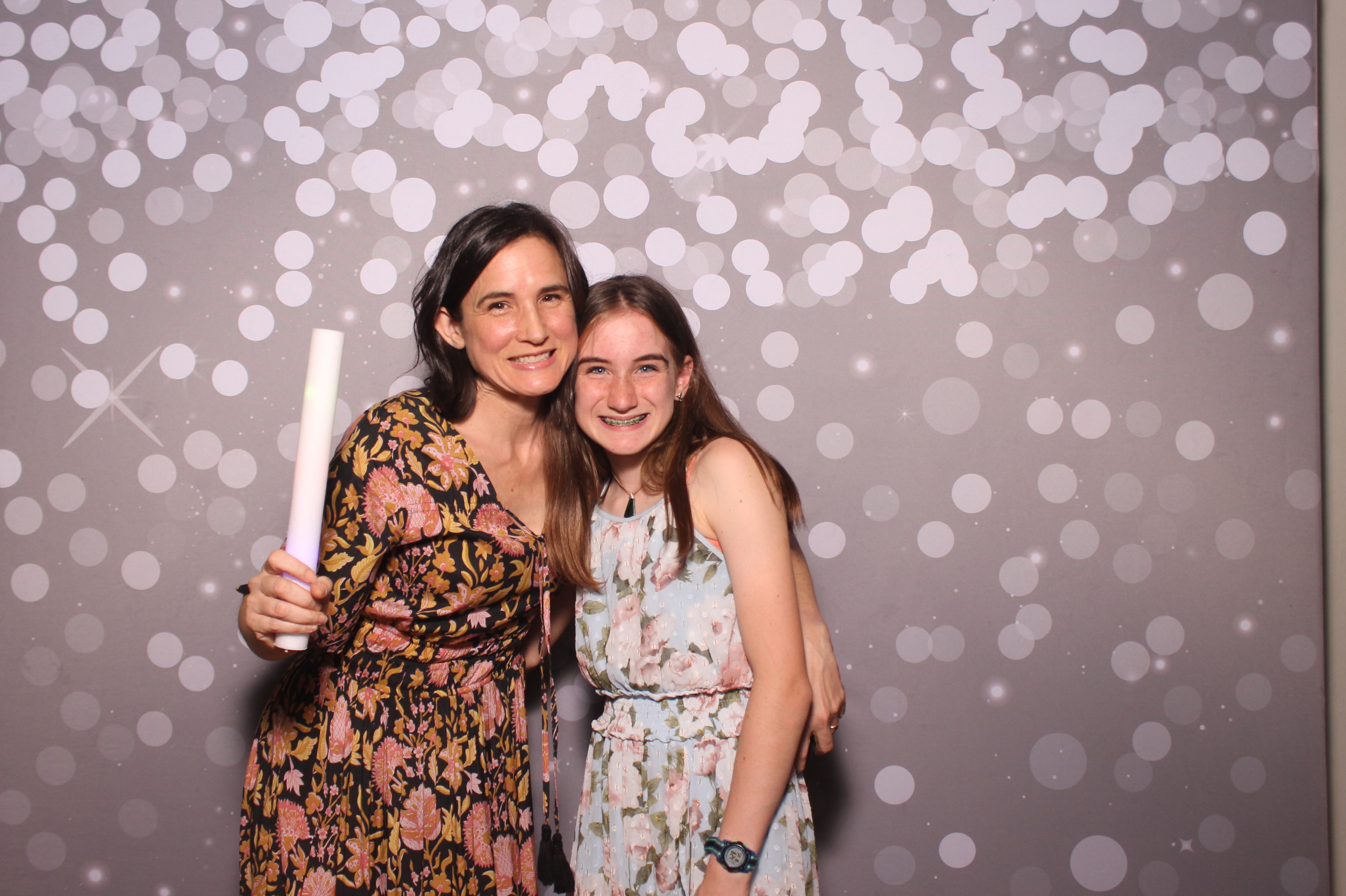 Mariemount Father Daughter Dance | View more photos from the event at gallery.photoboothcincy.com/u/PhotoBoothCincy/Mariemount-Father-Daughter-Dance-1