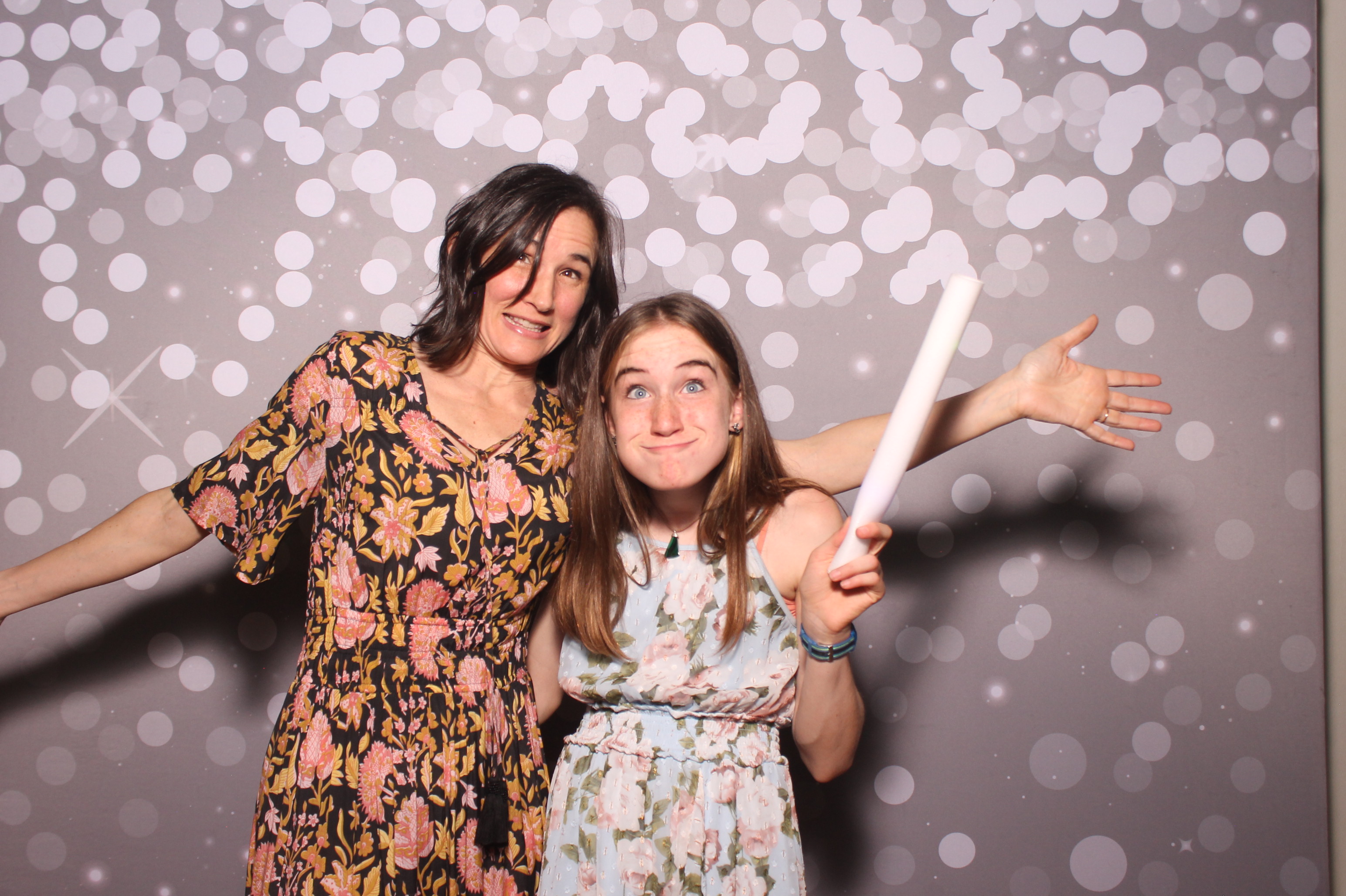 Mariemount Father Daughter Dance | View more photos from the event at gallery.photoboothcincy.com/u/PhotoBoothCincy/Mariemount-Father-Daughter-Dance-1