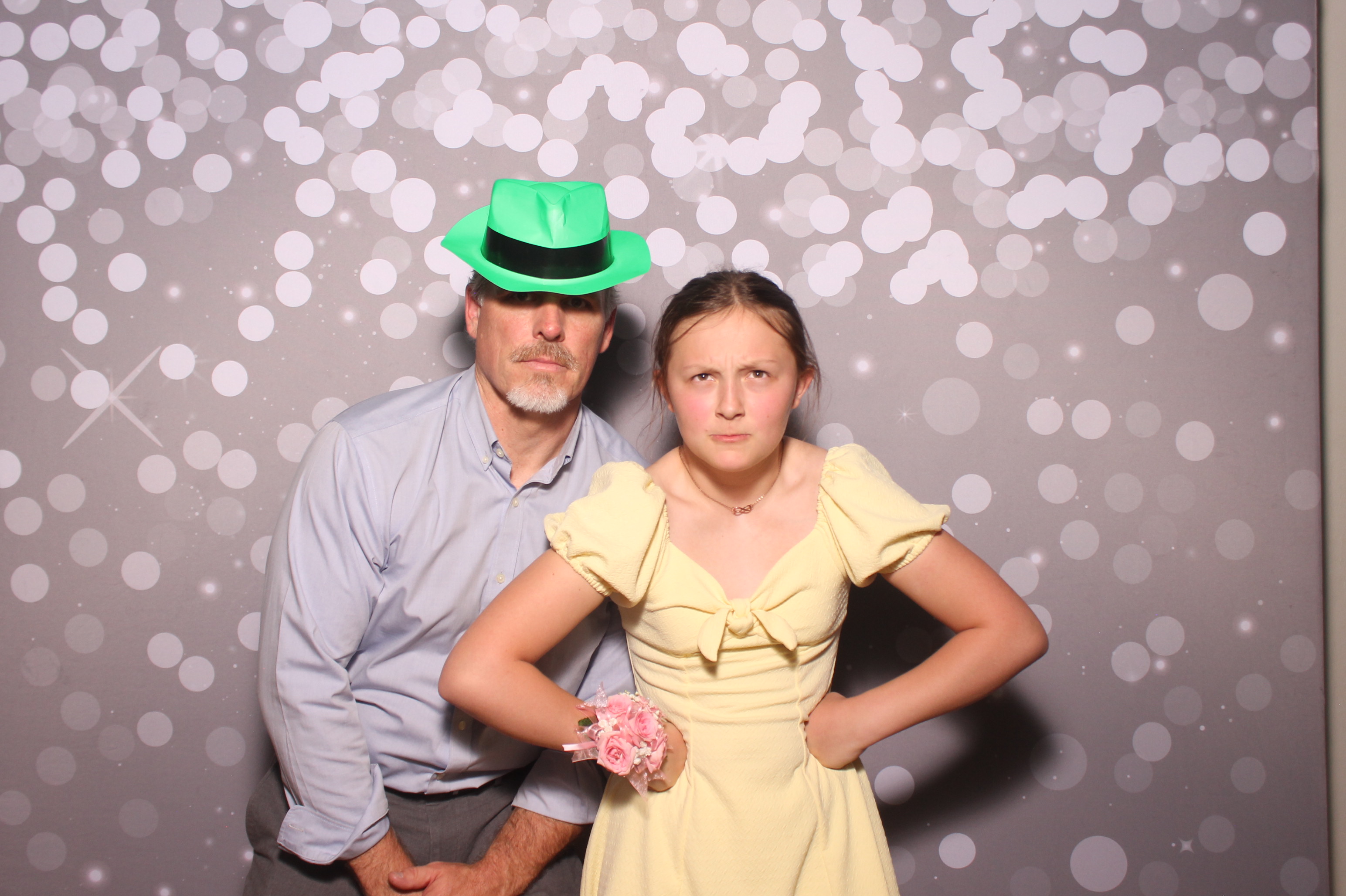 Mariemount Father Daughter Dance | View more photos from the event at gallery.photoboothcincy.com/u/PhotoBoothCincy/Mariemount-Father-Daughter-Dance-1