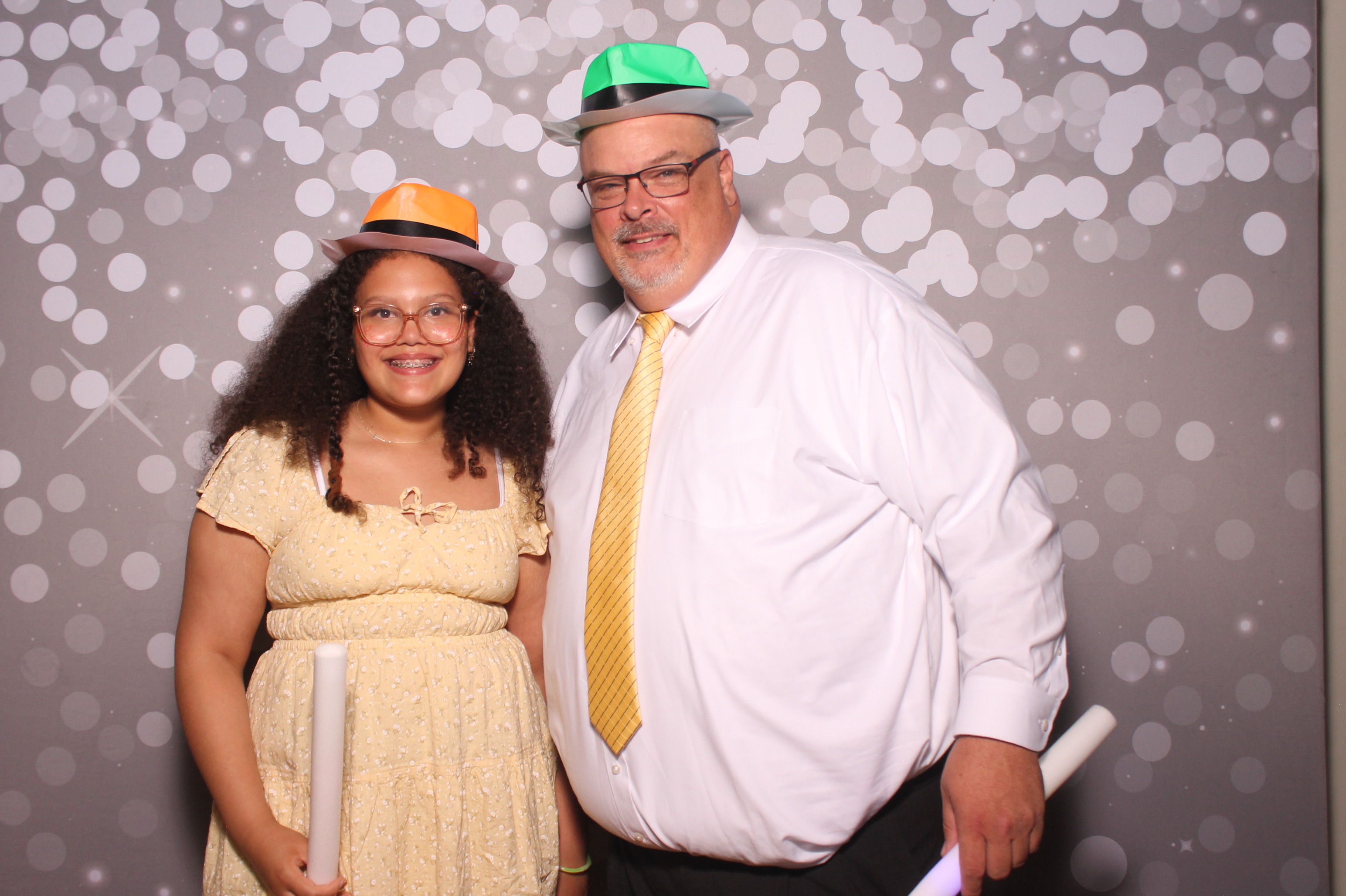 Mariemount Father Daughter Dance | View more photos from the event at gallery.photoboothcincy.com/u/PhotoBoothCincy/Mariemount-Father-Daughter-Dance-1