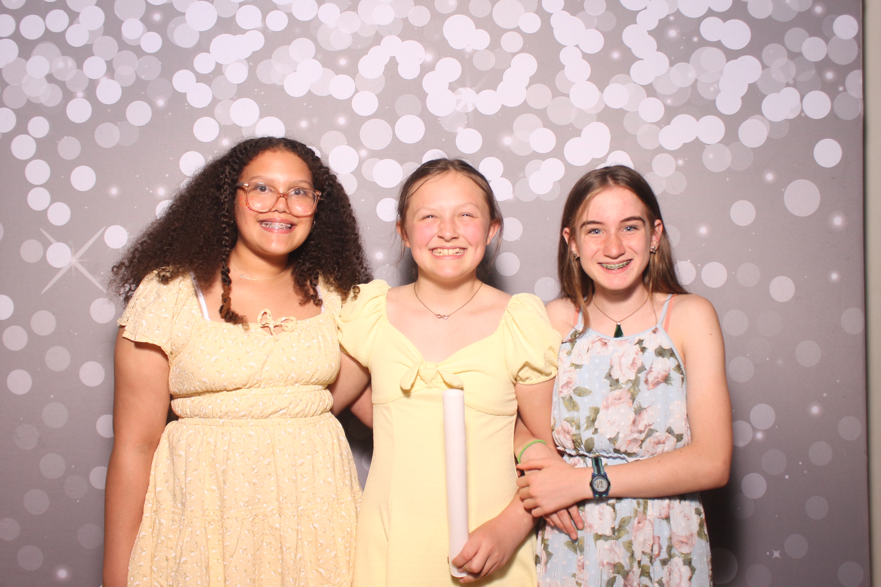 Mariemount Father Daughter Dance | View more photos from the event at gallery.photoboothcincy.com/u/PhotoBoothCincy/Mariemount-Father-Daughter-Dance-1