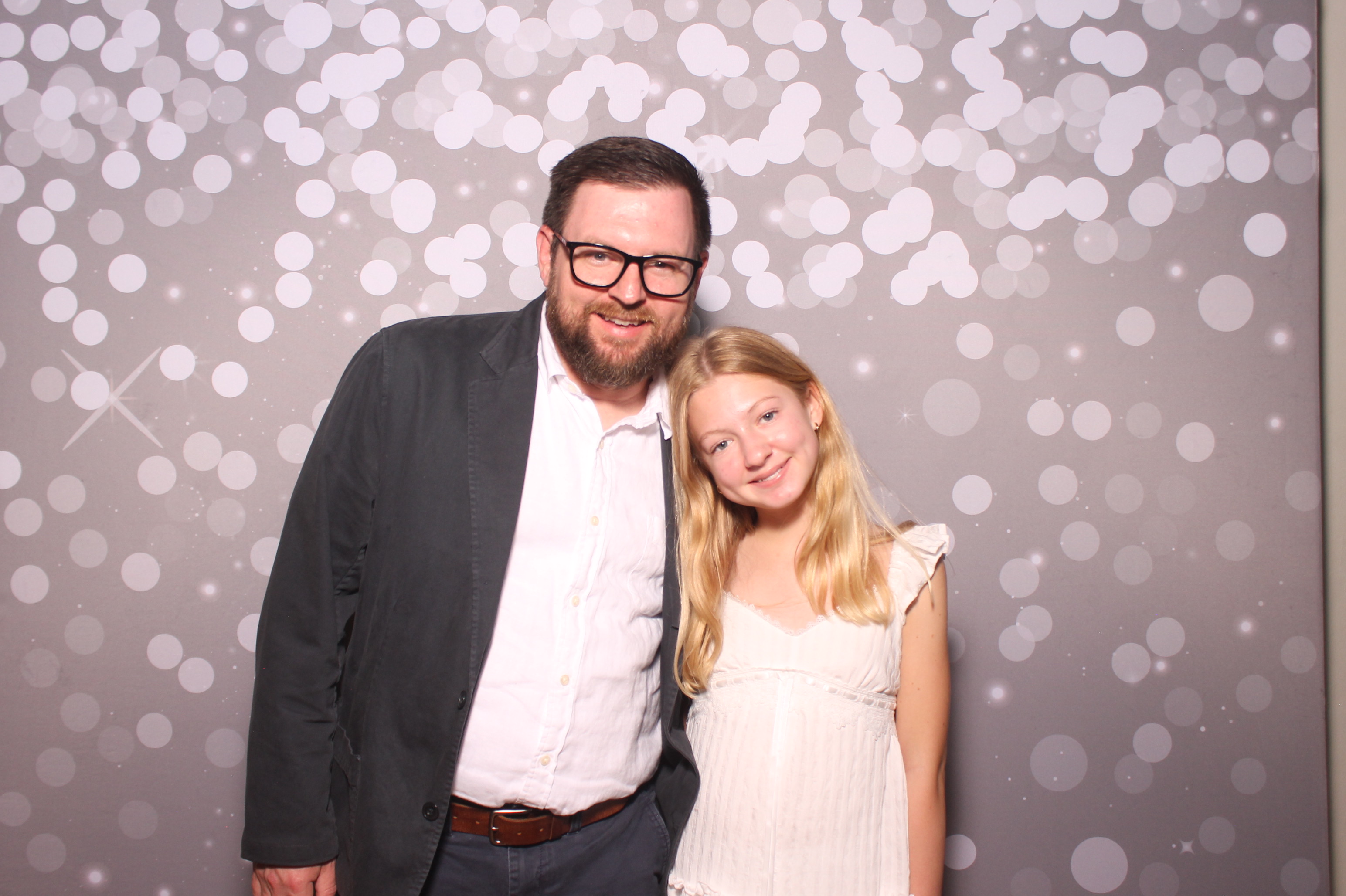 Mariemount Father Daughter Dance | View more photos from the event at gallery.photoboothcincy.com/u/PhotoBoothCincy/Mariemount-Father-Daughter-Dance-1