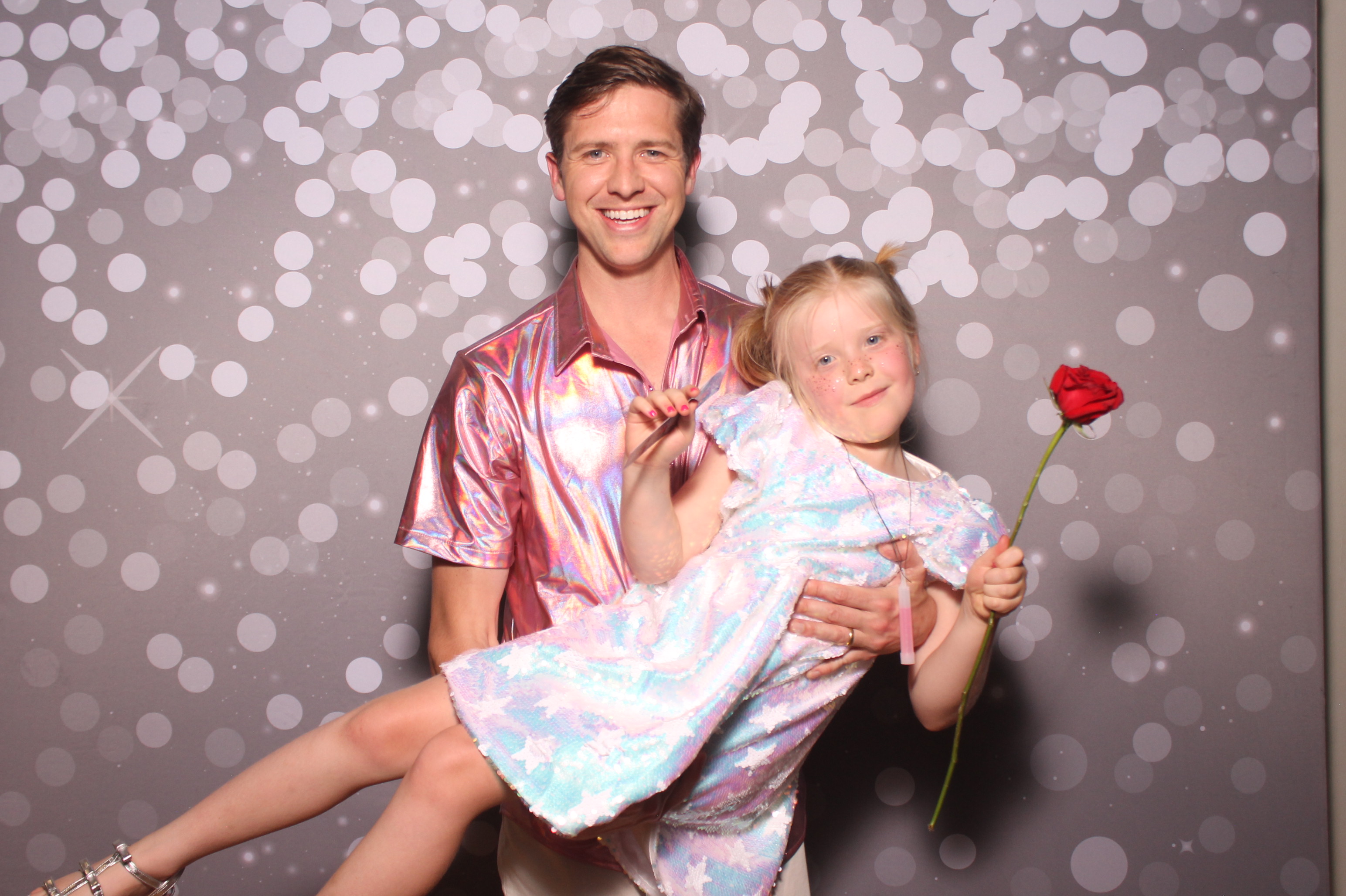 Mariemount Father Daughter Dance | View more photos from the event at gallery.photoboothcincy.com/u/PhotoBoothCincy/Mariemount-Father-Daughter-Dance-1