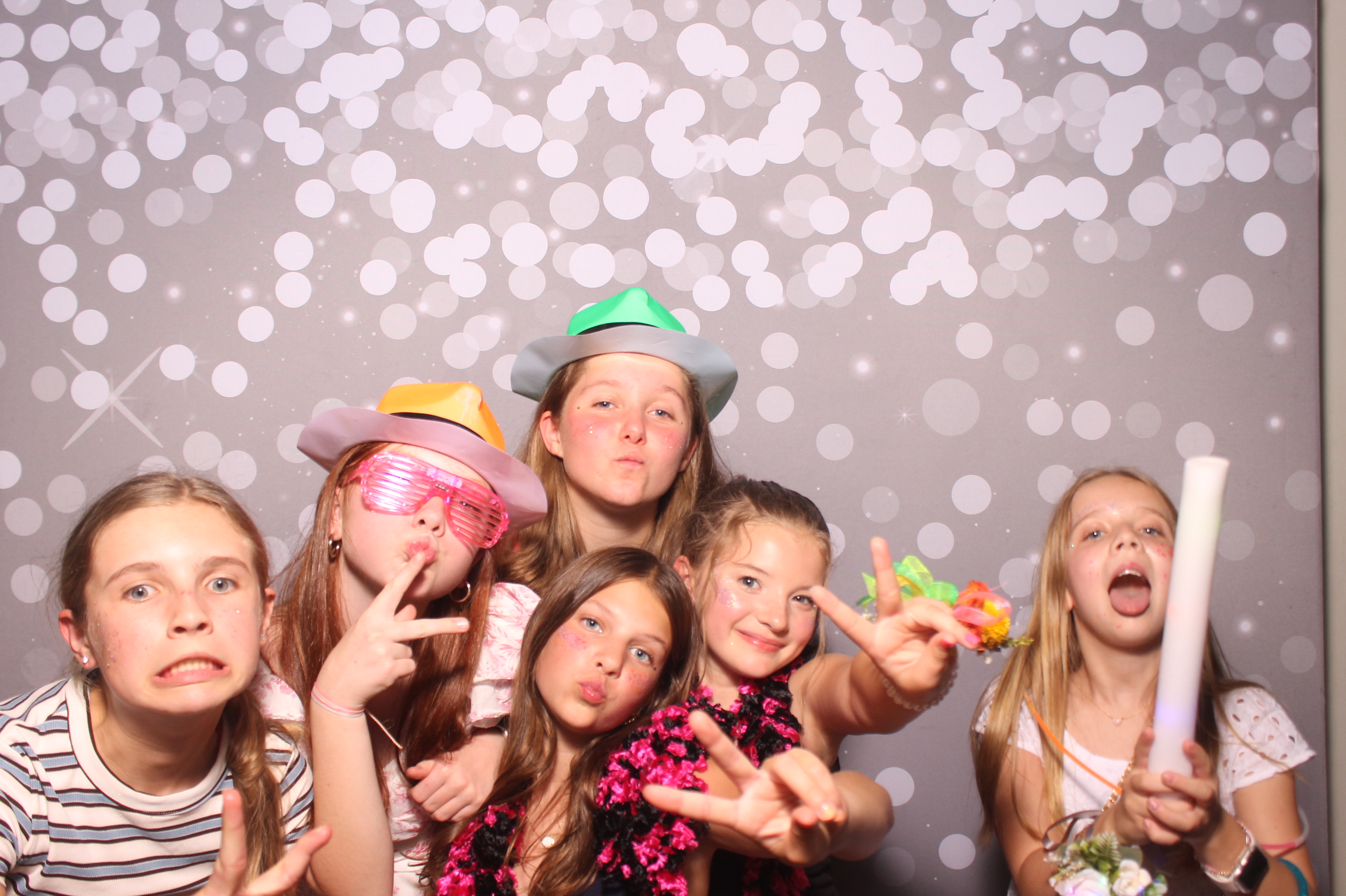 Mariemount Father Daughter Dance | View more photos from the event at gallery.photoboothcincy.com/u/PhotoBoothCincy/Mariemount-Father-Daughter-Dance-1