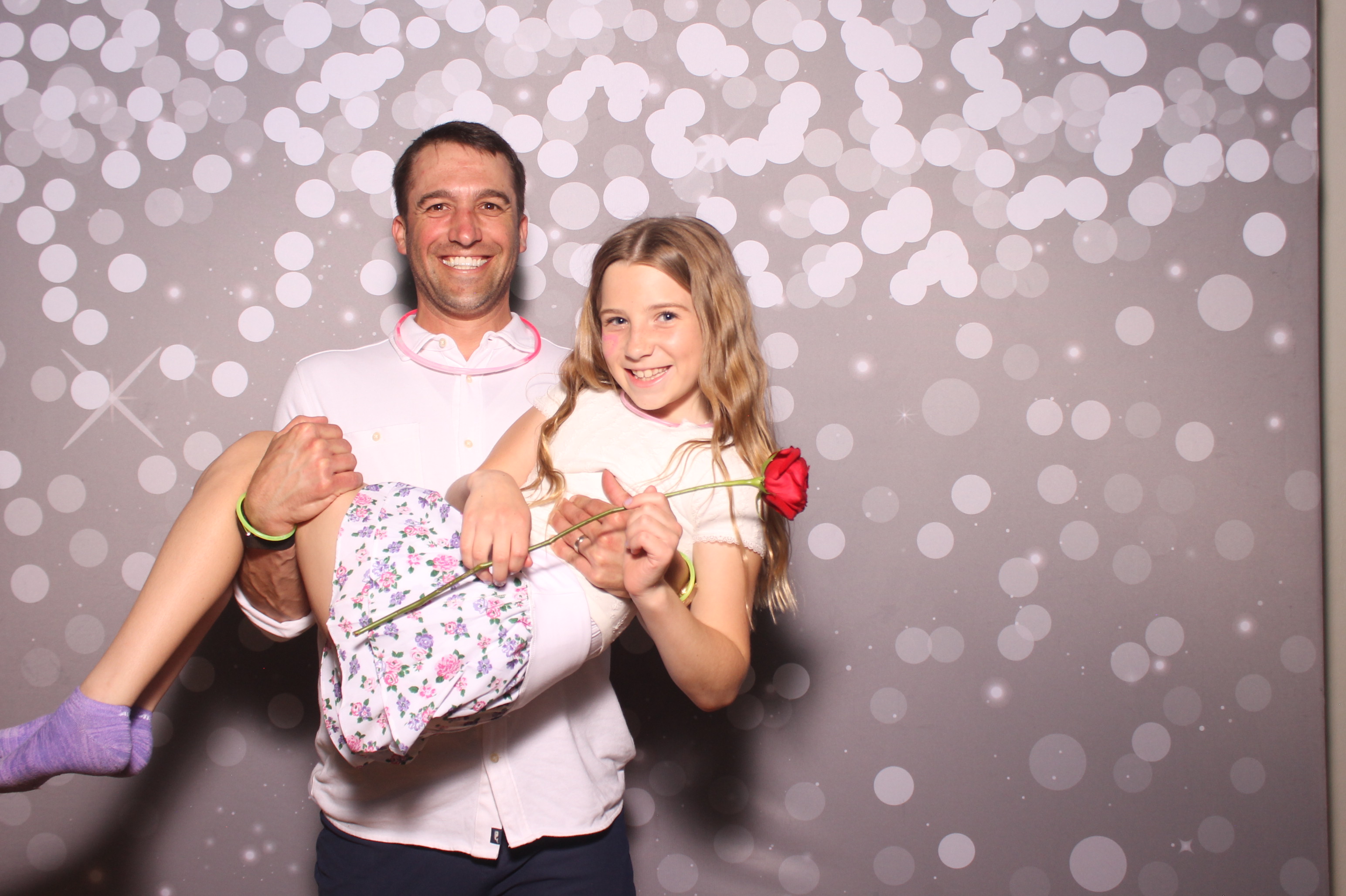 Mariemount Father Daughter Dance | View more photos from the event at gallery.photoboothcincy.com/u/PhotoBoothCincy/Mariemount-Father-Daughter-Dance-1