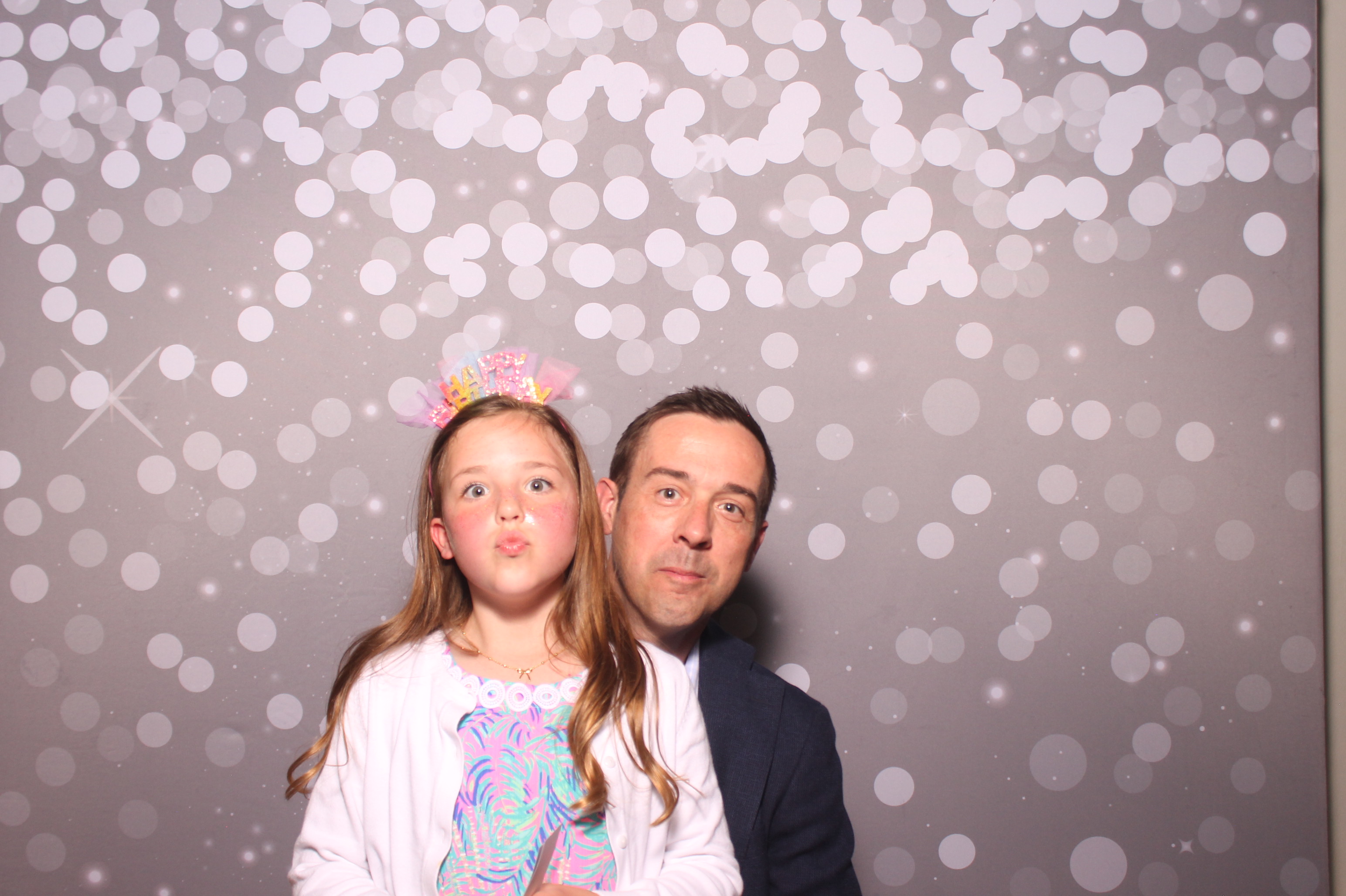 Mariemount Father Daughter Dance | View more photos from the event at gallery.photoboothcincy.com/u/PhotoBoothCincy/Mariemount-Father-Daughter-Dance-1