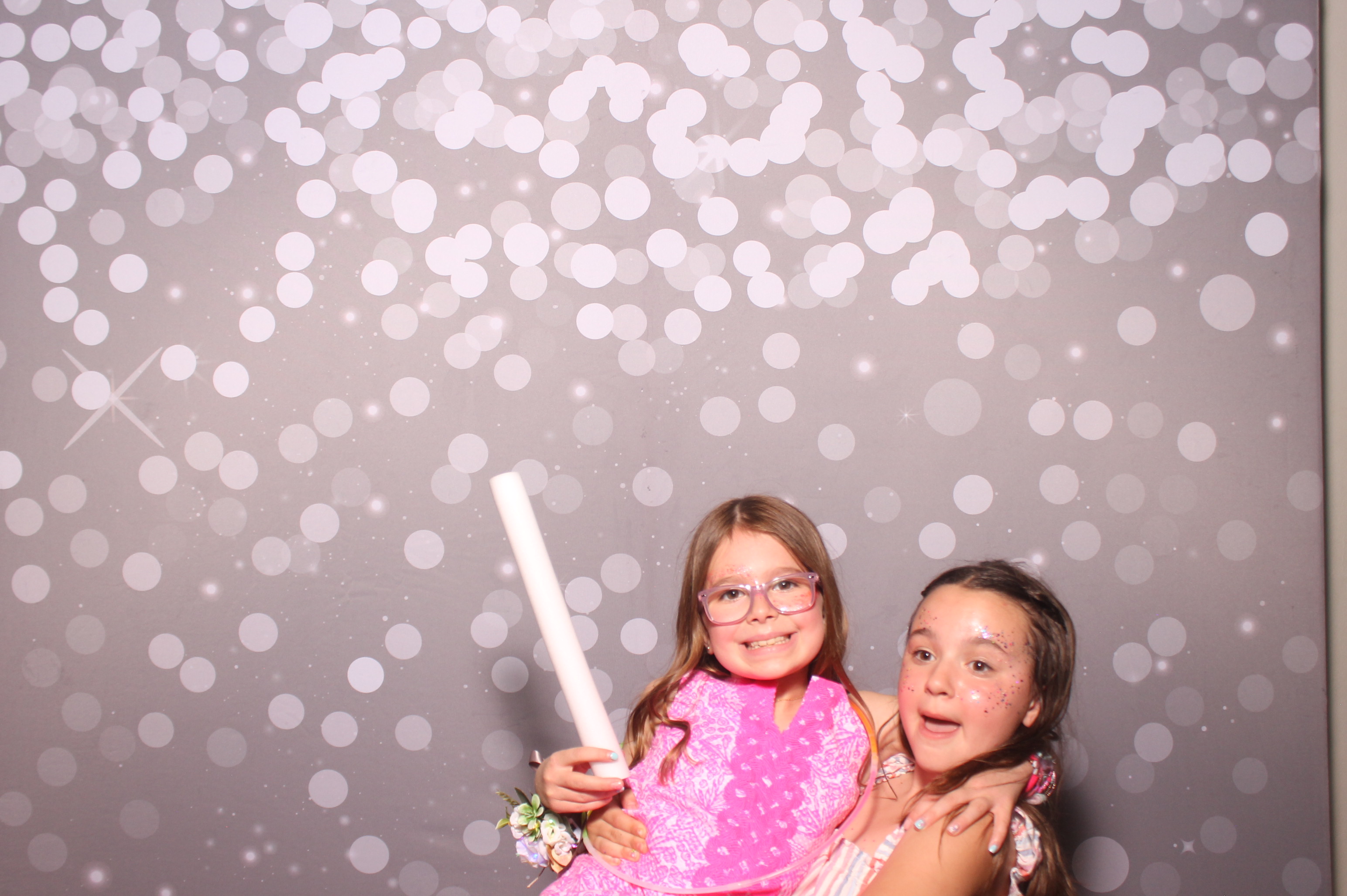Mariemount Father Daughter Dance | View more photos from the event at gallery.photoboothcincy.com/u/PhotoBoothCincy/Mariemount-Father-Daughter-Dance-1