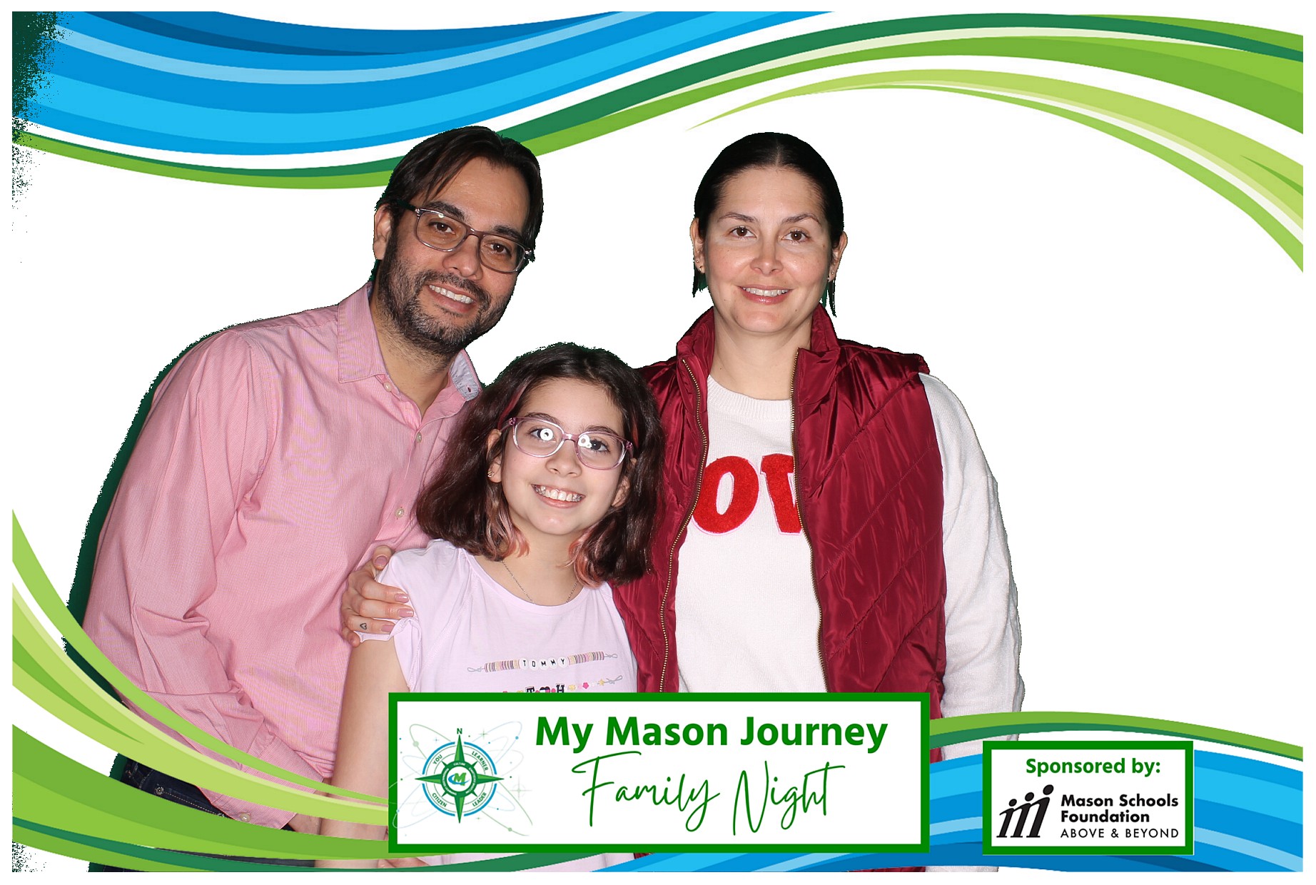 Mason Family Night | View more photos from the event at gallery.photoboothcincy.com/u/PhotoBoothCincy/Mason-Family-Night