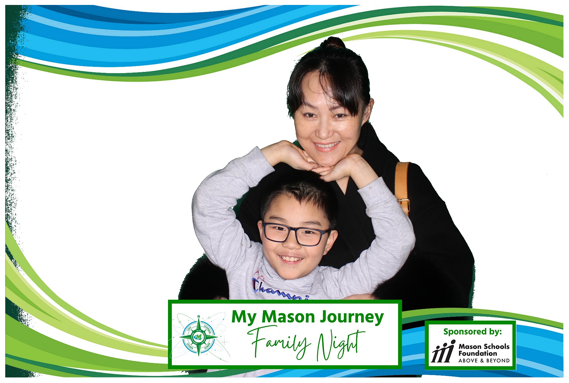 Mason Family Night | View more photos from the event at gallery.photoboothcincy.com/u/PhotoBoothCincy/Mason-Family-Night