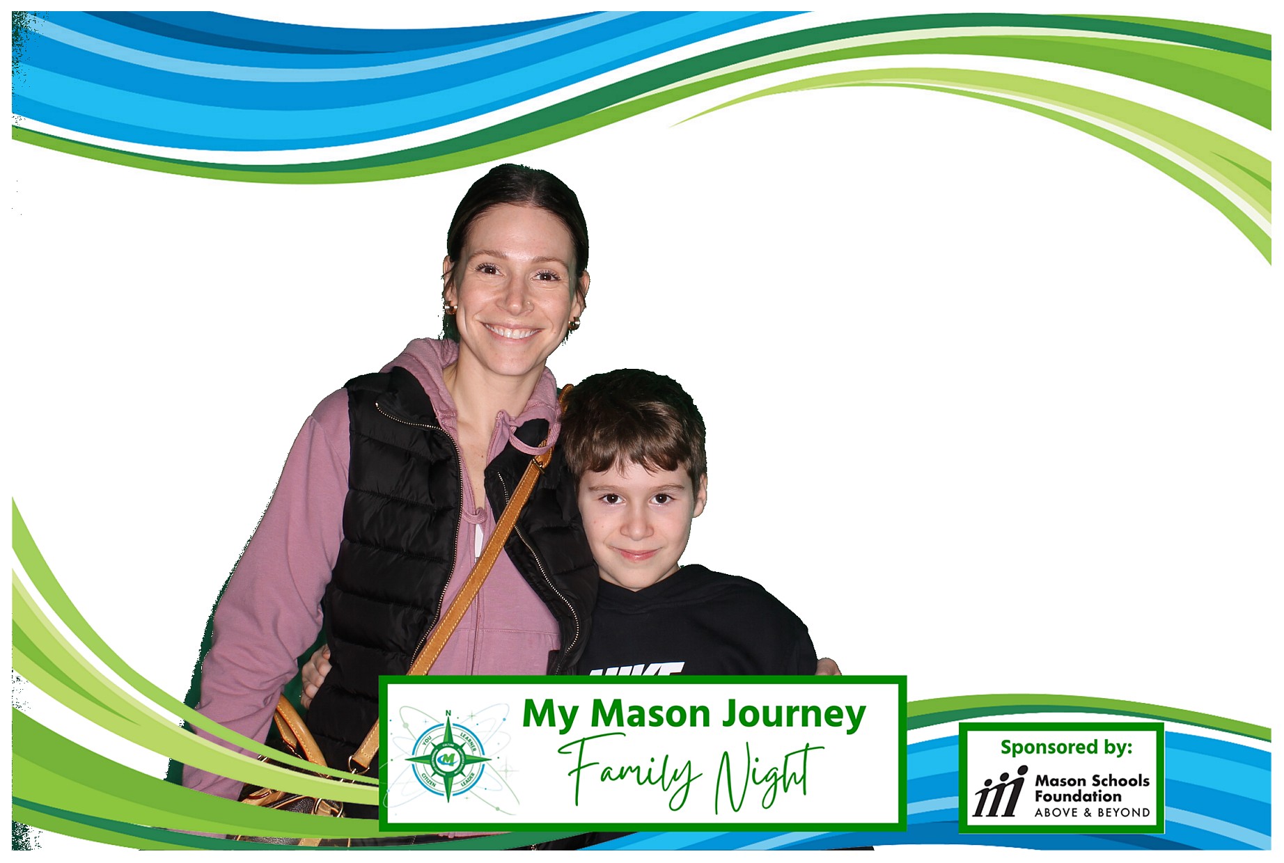 Mason Family Night | View more photos from the event at gallery.photoboothcincy.com/u/PhotoBoothCincy/Mason-Family-Night