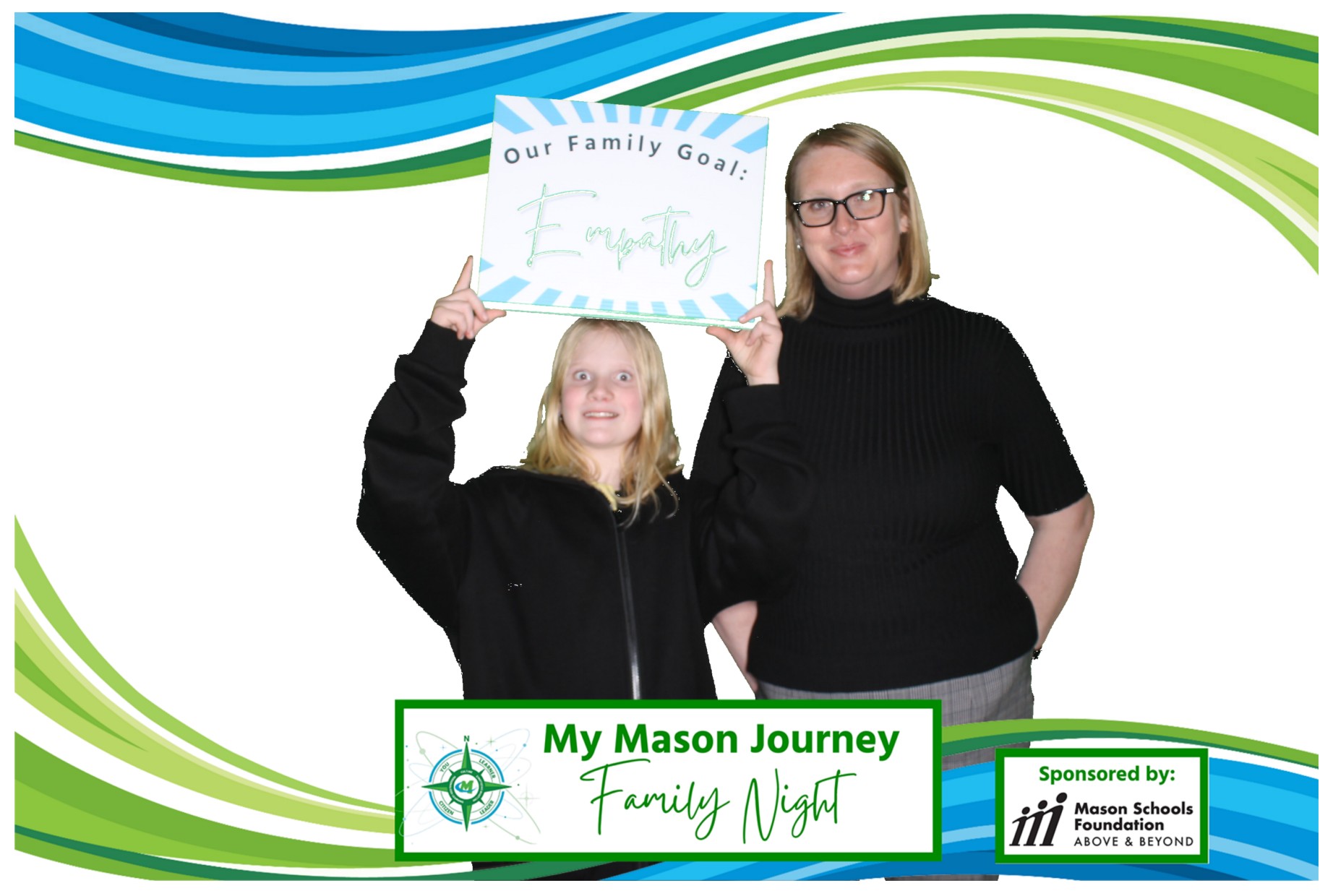 Mason Family Night | View more photos from the event at gallery.photoboothcincy.com/u/PhotoBoothCincy/Mason-Family-Night