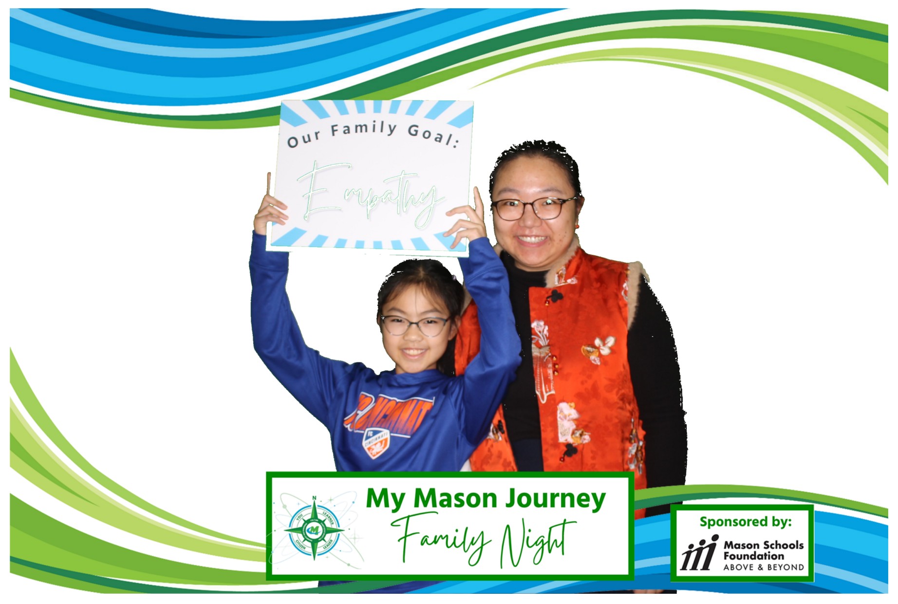 Mason Family Night | View more photos from the event at gallery.photoboothcincy.com/u/PhotoBoothCincy/Mason-Family-Night