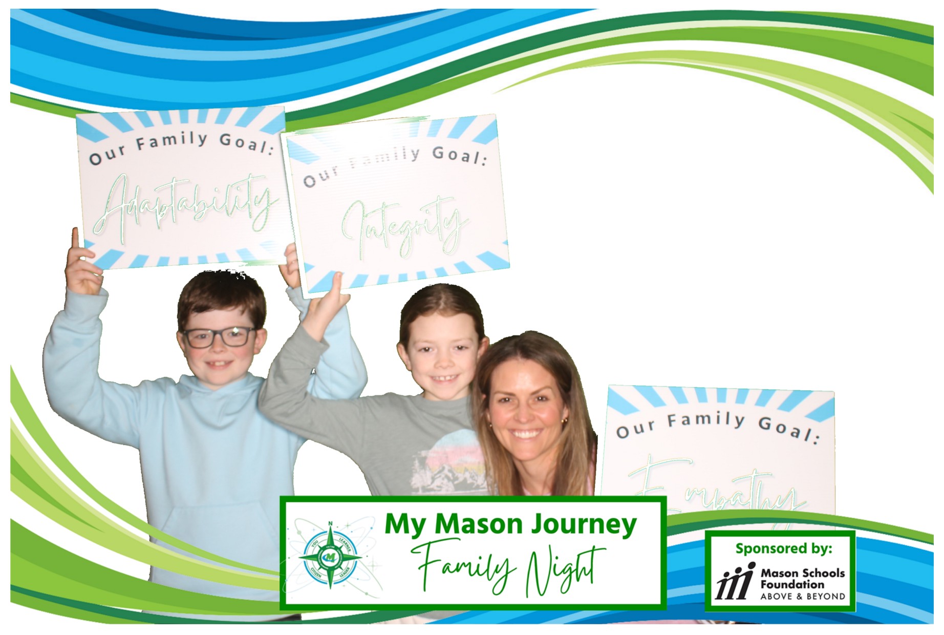 Mason Family Night | View more photos from the event at gallery.photoboothcincy.com/u/PhotoBoothCincy/Mason-Family-Night