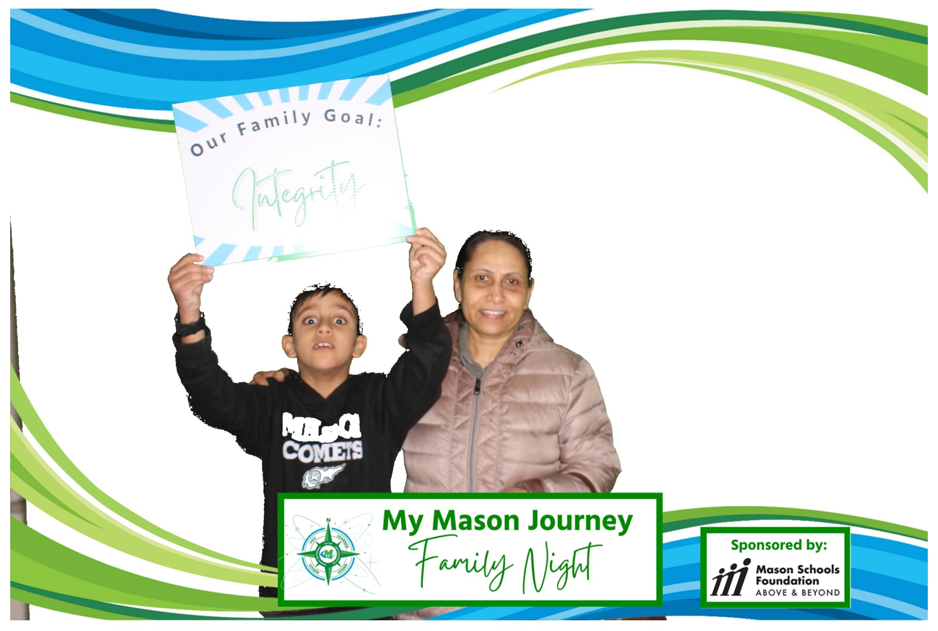 Mason Family Night | View more photos from the event at gallery.photoboothcincy.com/u/PhotoBoothCincy/Mason-Family-Night