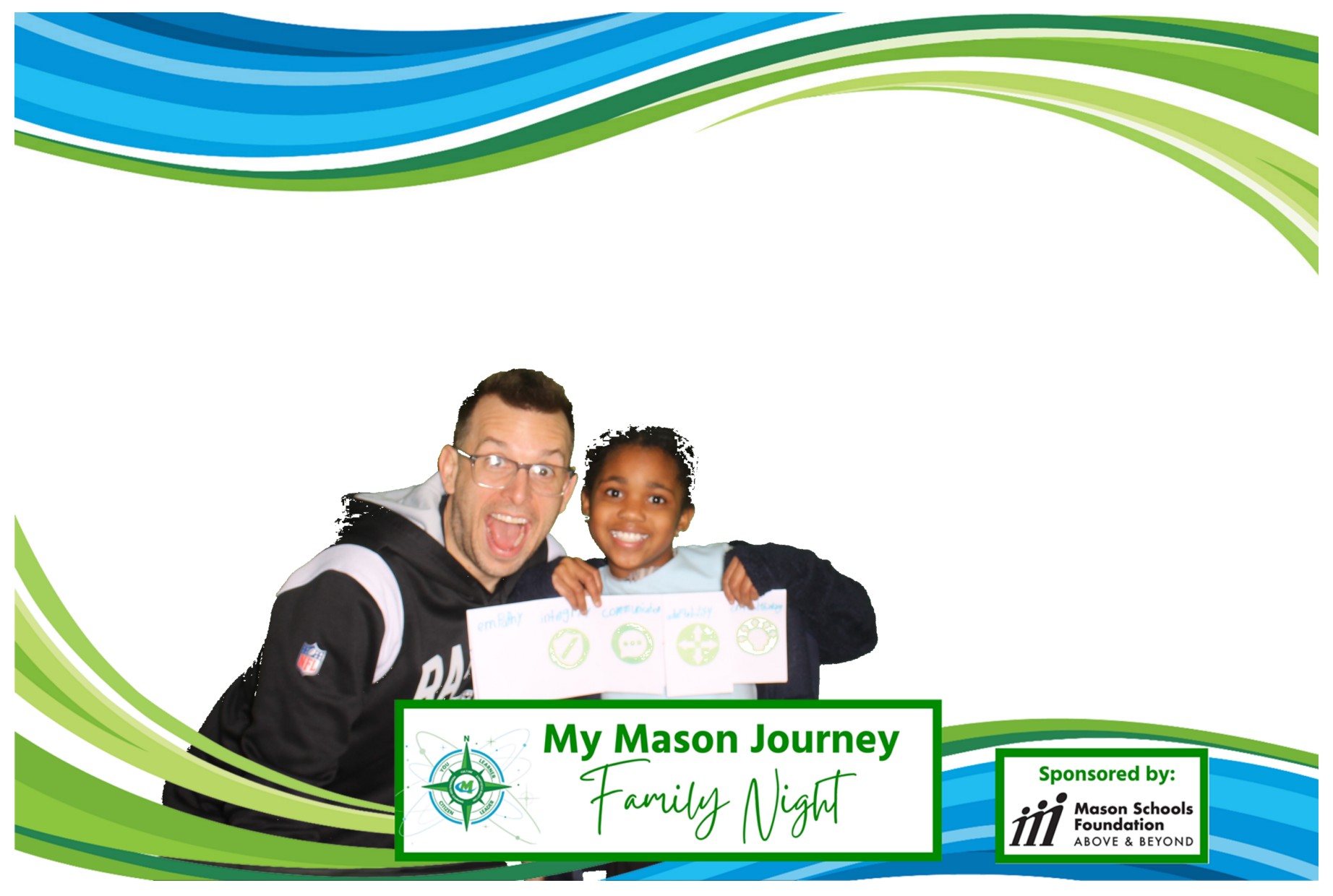 Mason Family Night | View more photos from the event at gallery.photoboothcincy.com/u/PhotoBoothCincy/Mason-Family-Night
