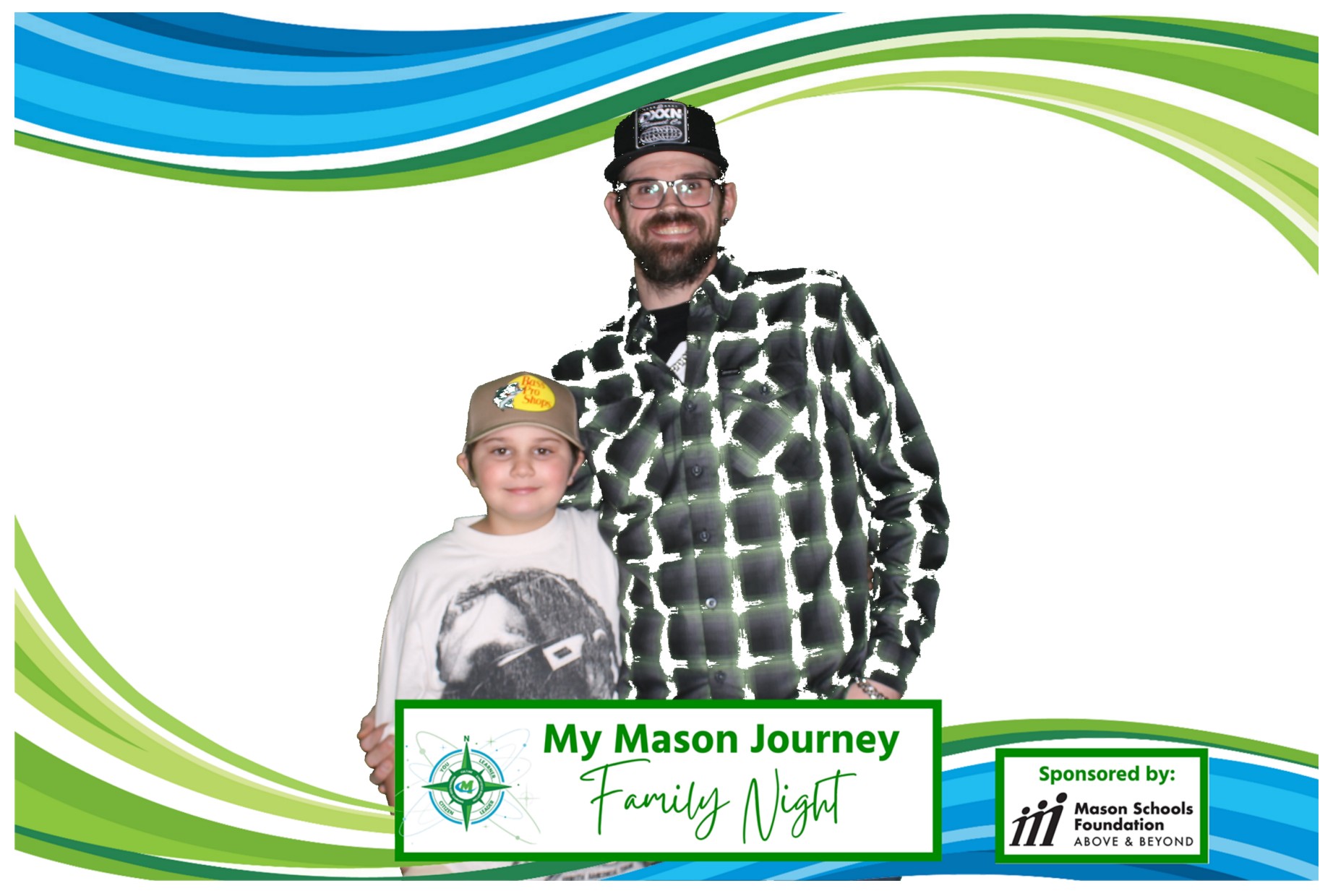 Mason Family Night | View more photos from the event at gallery.photoboothcincy.com/u/PhotoBoothCincy/Mason-Family-Night