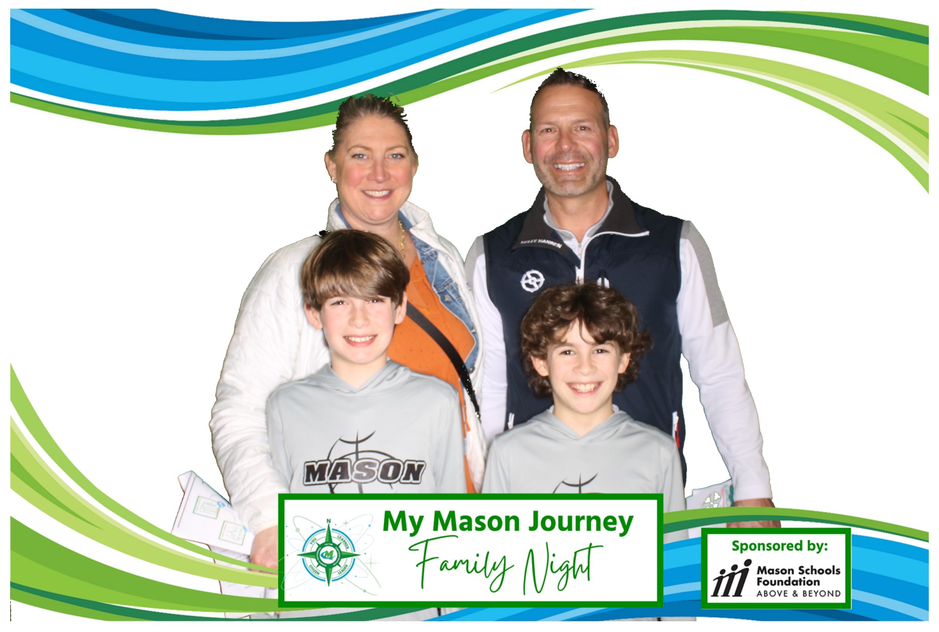Mason Family Night | View more photos from the event at gallery.photoboothcincy.com/u/PhotoBoothCincy/Mason-Family-Night