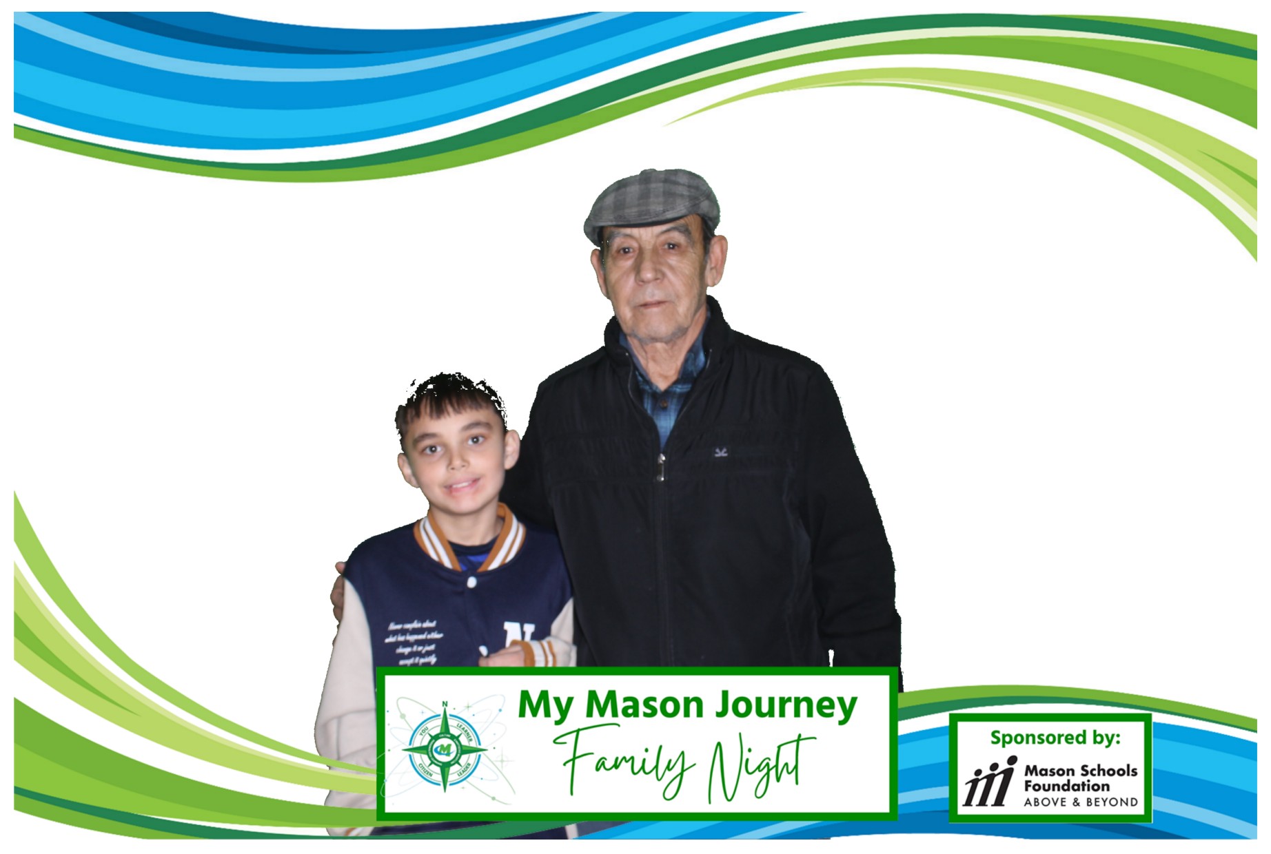 Mason Family Night | View more photos from the event at gallery.photoboothcincy.com/u/PhotoBoothCincy/Mason-Family-Night