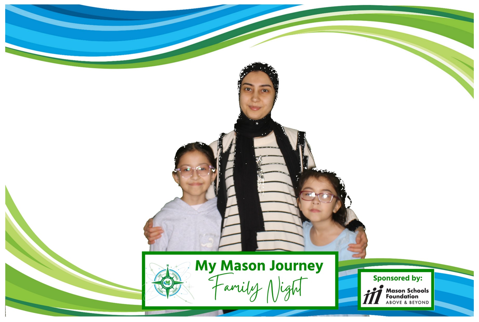 Mason Family Night | View more photos from the event at gallery.photoboothcincy.com/u/PhotoBoothCincy/Mason-Family-Night