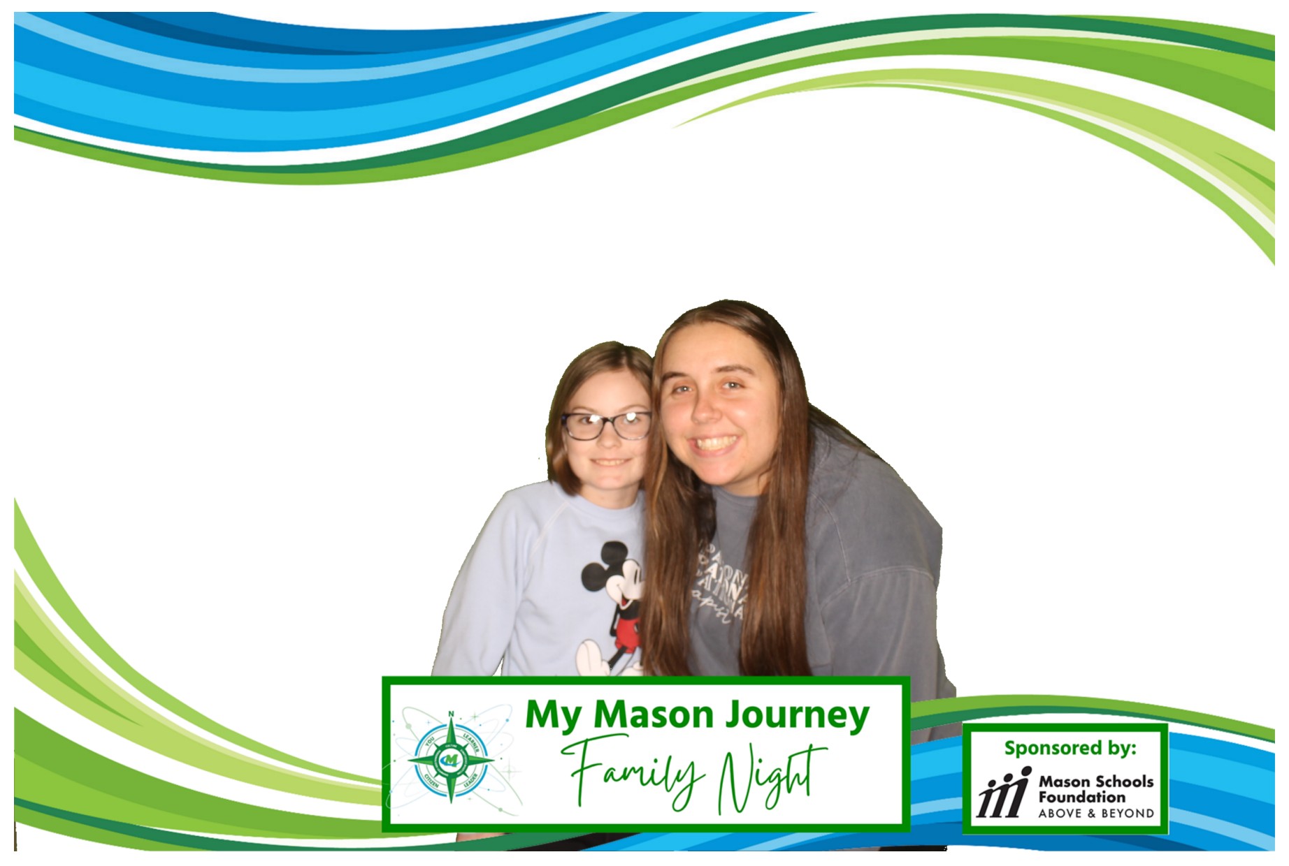 Mason Family Night | View more photos from the event at gallery.photoboothcincy.com/u/PhotoBoothCincy/Mason-Family-Night