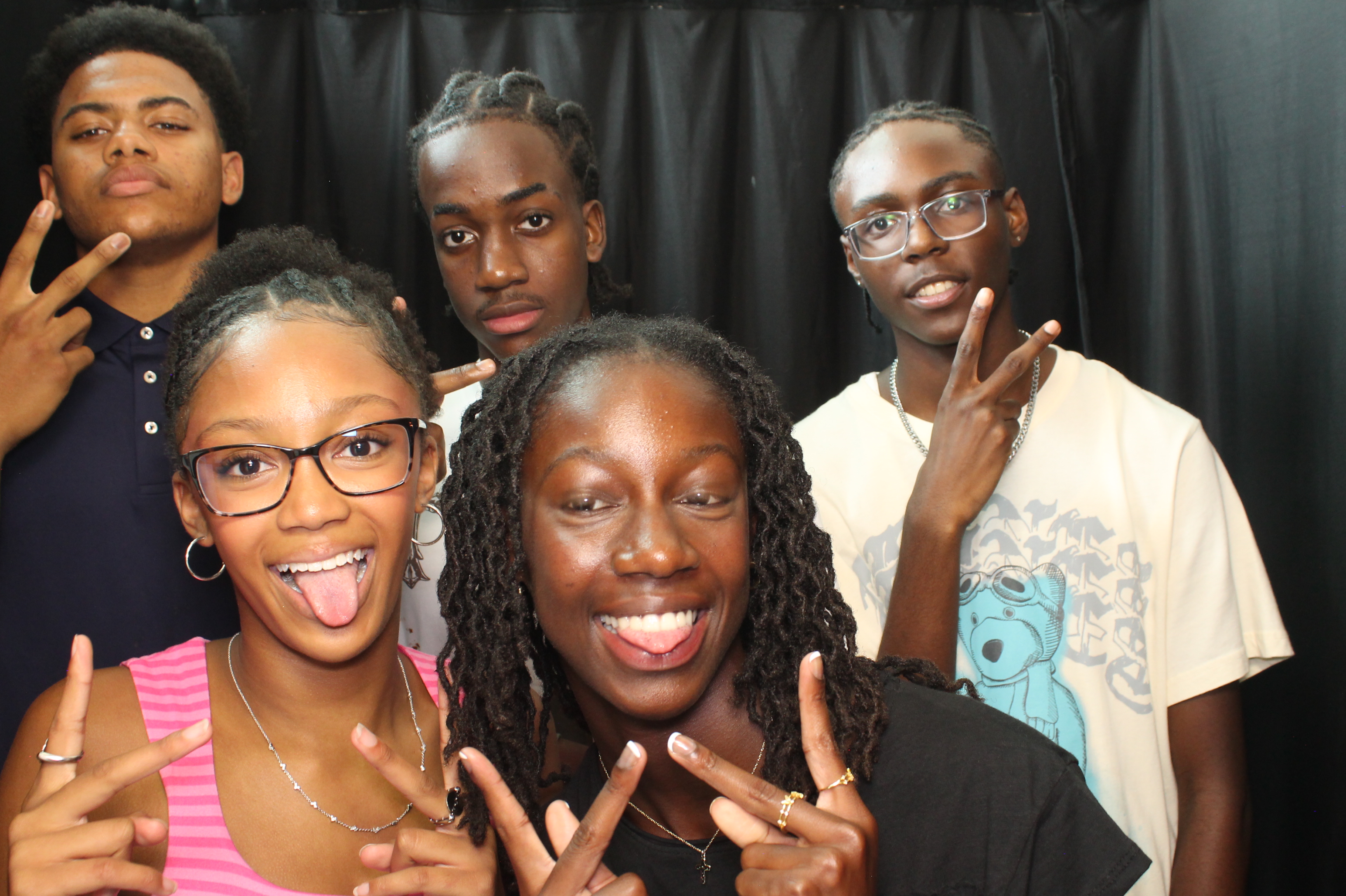 Mason HS Back to School 2026 Friday | View more photos from the event at gallery.photoboothcincy.com/u/PhotoBoothCincy/Mason-HS-Back-to-School-2026-Friday