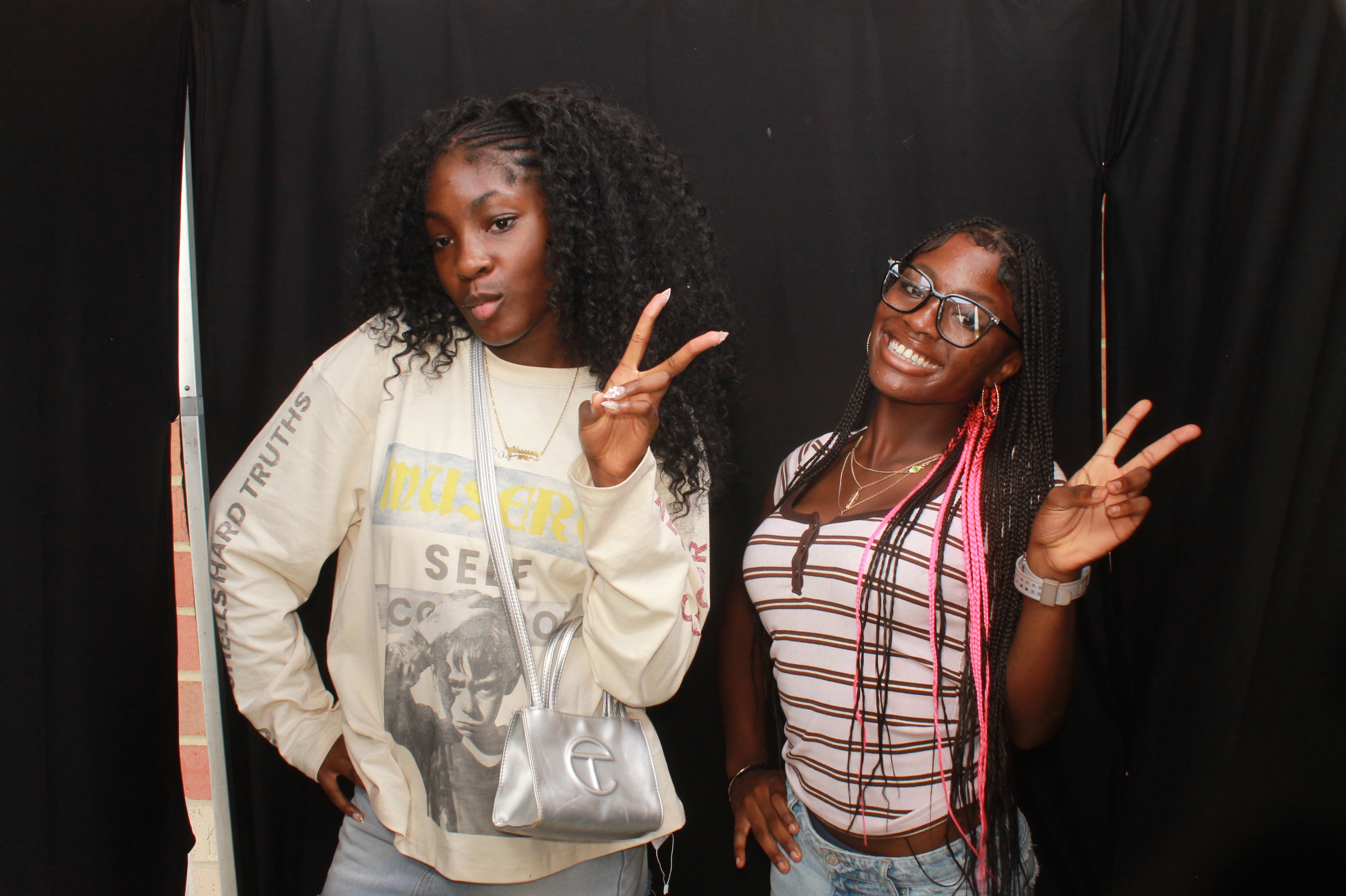 Mason HS Back to School 2026 Thursday | View more photos from the event at gallery.photoboothcincy.com/u/PhotoBoothCincy/Mason-HS-Back-to-School-2026-Thursday